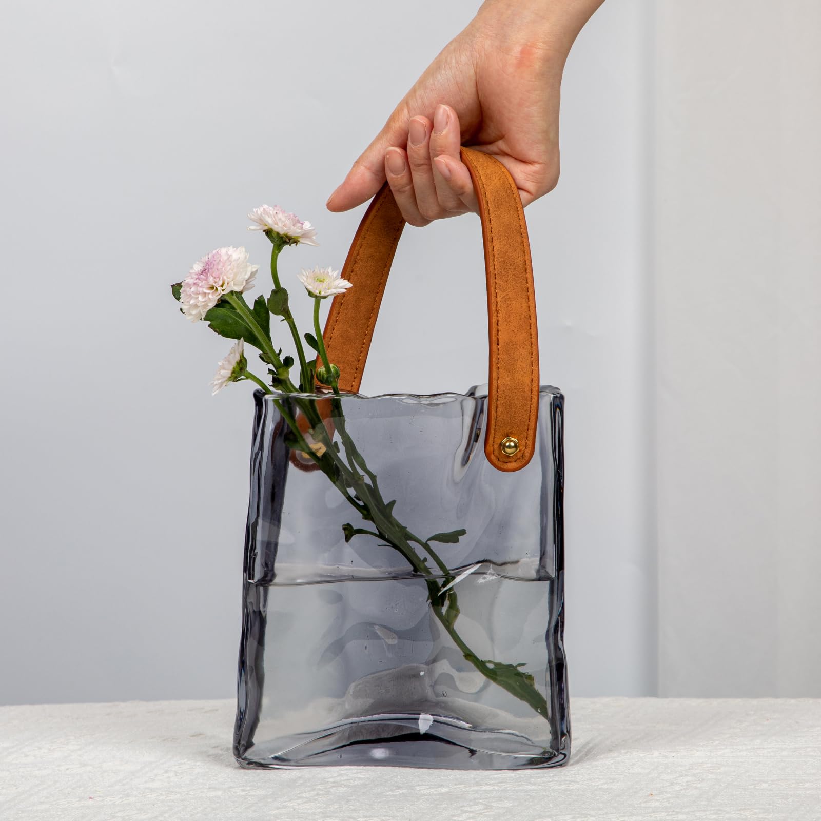 Hollyone 17cm Thickened Glass Vase for Flowers Black Flower Vase for Room Decor Aesthetic Unique Vases with Handle for Wedding Living Room - Image 4
