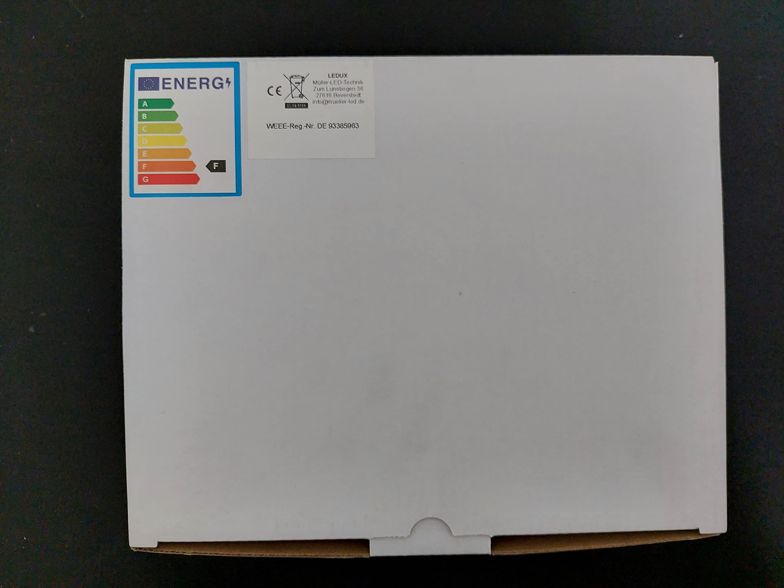 3W LED Einbaustrahler - SCHWENKBAR - IP44 Schutz, 3000K Warmweiß, Dimmbar, Flache Einbauleuchten für Innen- und Außen (8er-Set)