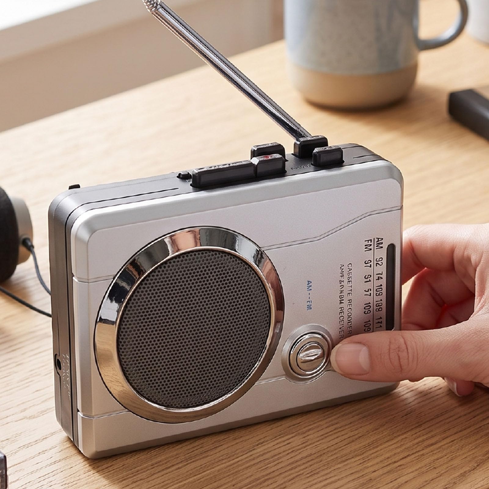Annadue Kompaktowy Magnetofon Kasetowy Retro AM FM dla Seniorów