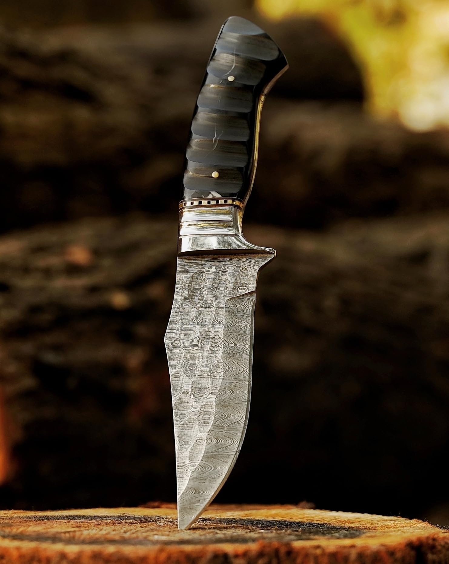 Handmade Skinning Damascus Steel Hunting Knife With Leather Sheath- Full Tang knife For Outdoor Camping- Best Outdoorsman Gift