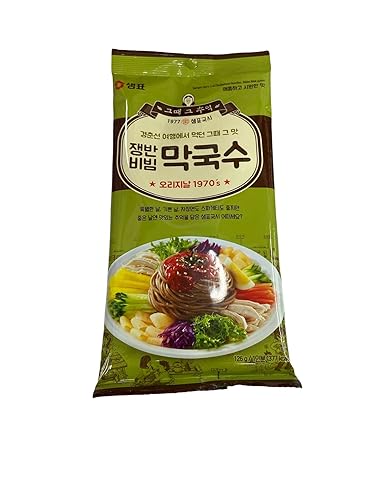 Sempio - Fideos de trigo sarraceno frío picante y picante - Comida tradicional coreana. Bibim Mak-guksu. Comida nutritiva. Sabores naturales - 4.44