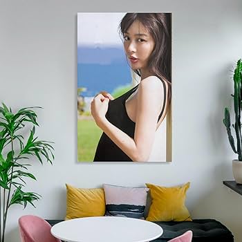 Amazon.co.jp: 内田理央女優のセクシーアート写真ポスター 1 オフィス