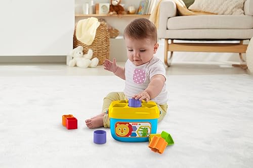 Miniatura 2 de Fisher-Price Paquete de juguetes clásicos con juego de primeros bloques para bebé y juguete apilable de anillos Rock-a-Stack para bebés a partir de