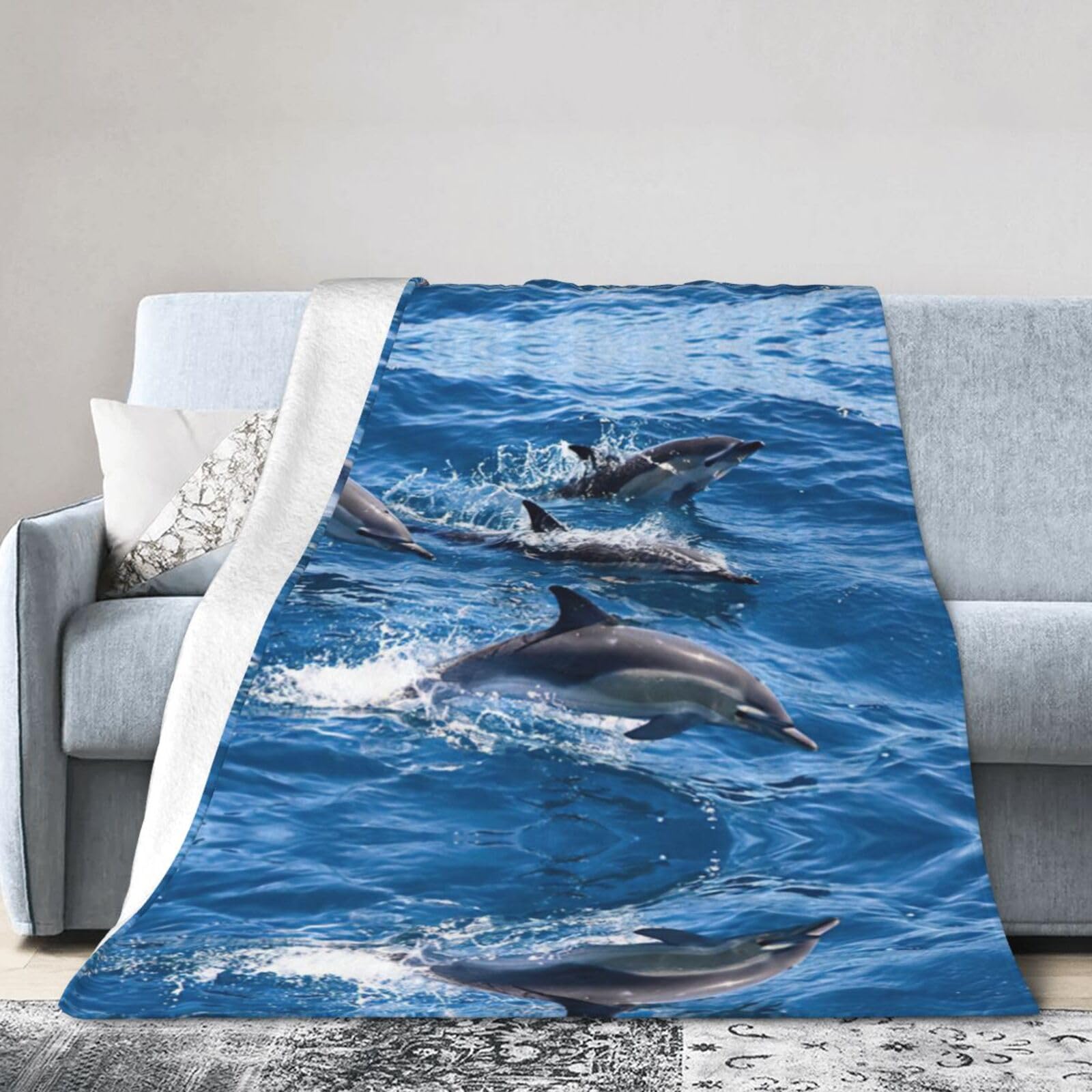 Uusnwaa Soft Cosy Fleece Warm Throw Dolphins In The Sea Print Blanket