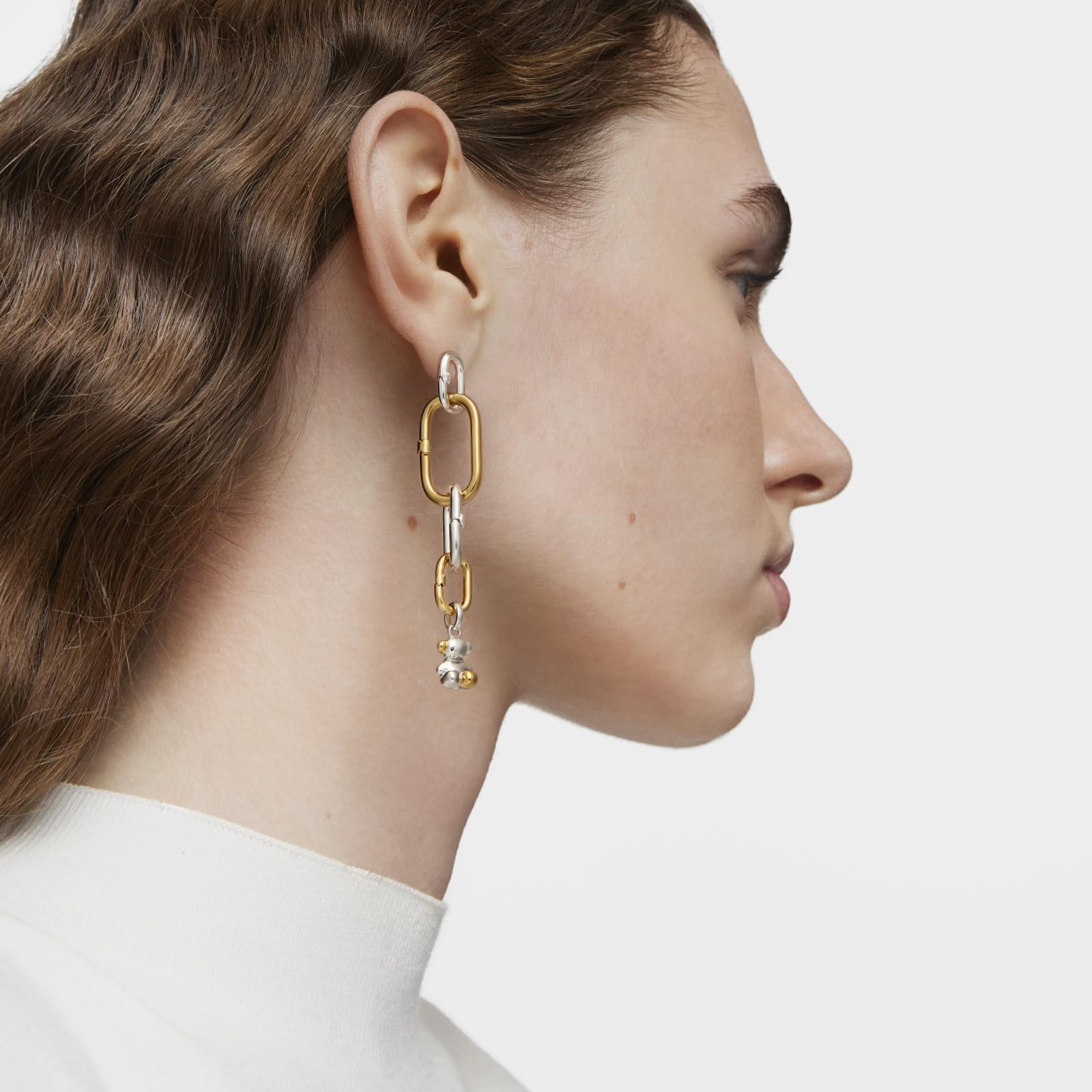 TOUS Anilla Pequeña para Mujer con Baño de Oro 18 Kt sobre Plata de Primera Ley, Colección Hold Oval