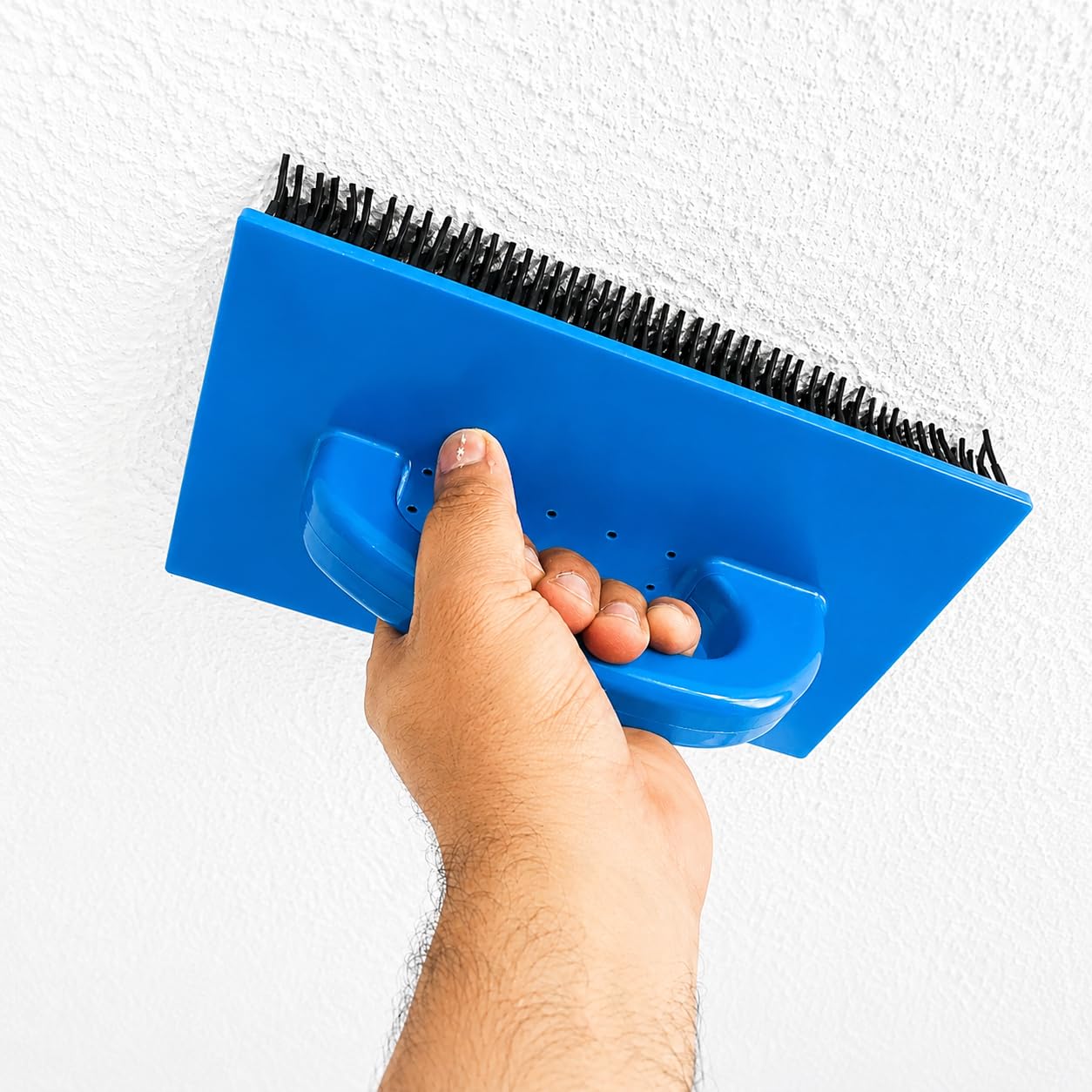 Premium Blue Stipple Artex Brush 23.5x14x10cm – Professional Stippling Hand Tool, Eco-Friendly Moulded Texture Paint Brush for Walls & Ceilings, Suitable for Powder & Water-Based Paints - H&Q