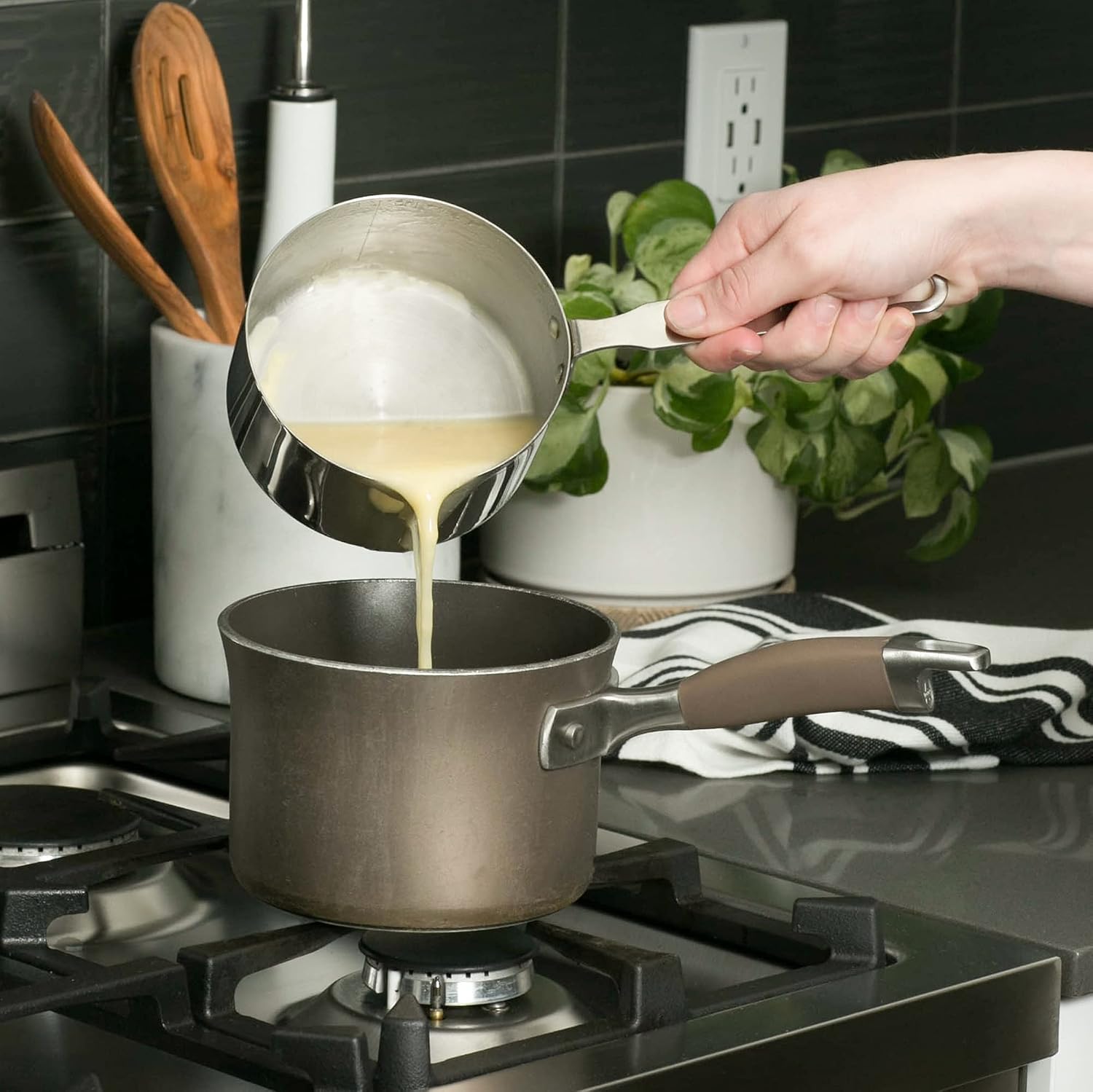 RSVP International Endurance Stainless Steel Measuring Pan Scoop, 3 Cups | Dry or Liquid | Baking or Cooking | Ideal for Melting Butter, Chocolate, Heating Soup | Dishwasher Safe