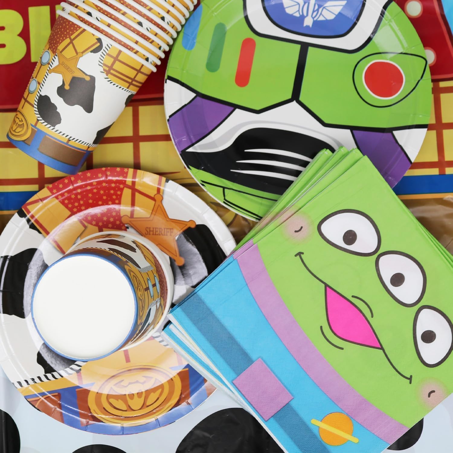 Set di 61 pezzi di stoviglie per feste Toy Story, decorazioni per feste di compleanno per bambini, comprensivo di bicchieri, piatti, tovaglia e tovaglioli, per 20 ospiti