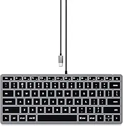 Satechi Teclado Slim W1 Iluminado com Cabo - Teclas Iluminadas e Conexão USB-C - Para M2/ M1 MacBook Pro/Air, M2/ M1 iPad Pro/Air, M2 Mac Mini, iMac M1