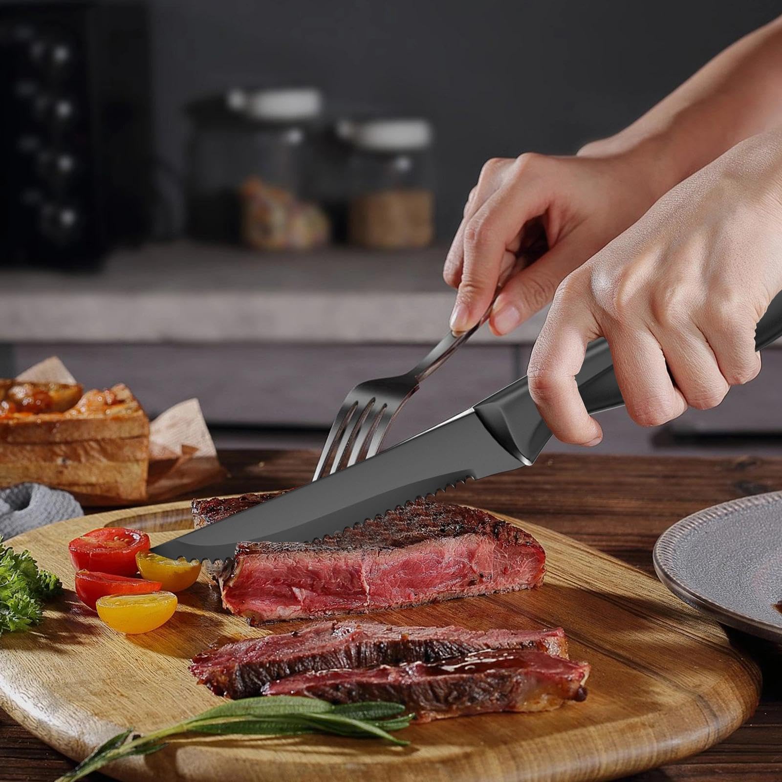 Chiluxendo 12 Piezas Cuchillos Carne, Cuchillos de Mesa Acero Inoxidable, Cuchillo Sierra con Mango de Polipropileno, Cuchillos Chuleteros Afilada, Cuchillo Chuletero, Apto para Lavavajillas(Negro)