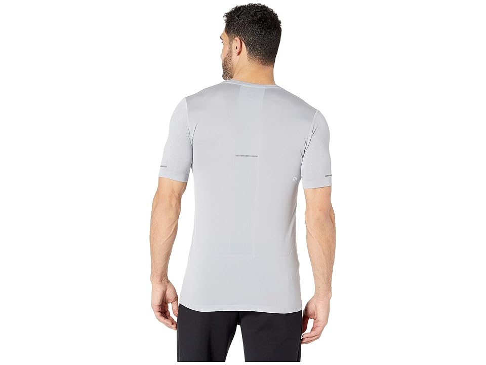 

ASICS Short Sleeve Seamless Textured Top (Mid Grey) Men's Clothing, Gray