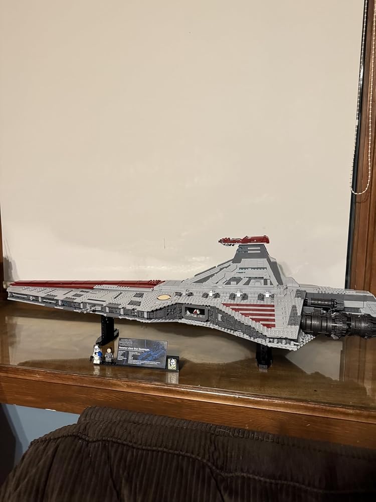 Star Wars Venator-Class Republic Attack Cruiser 75367