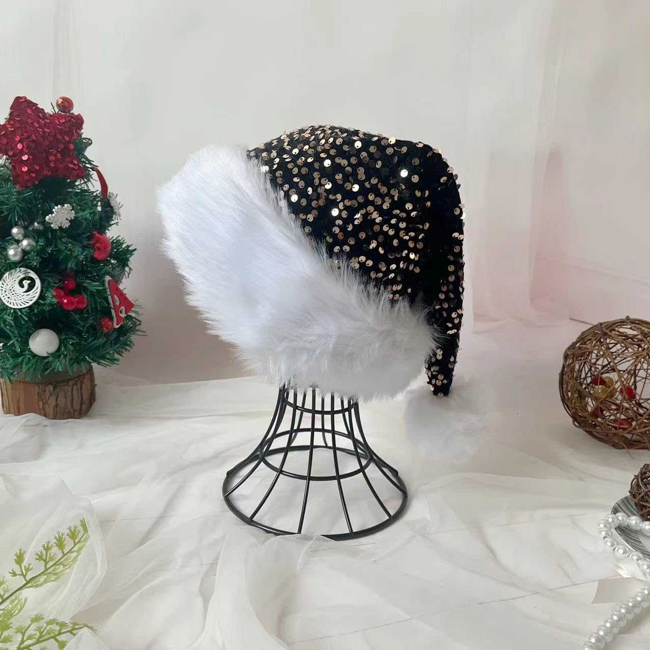 LLUOXI Black Sequined Santa Hat, Luxury Plush Velvet Christmas Hat for Adults & Kids - Image 3