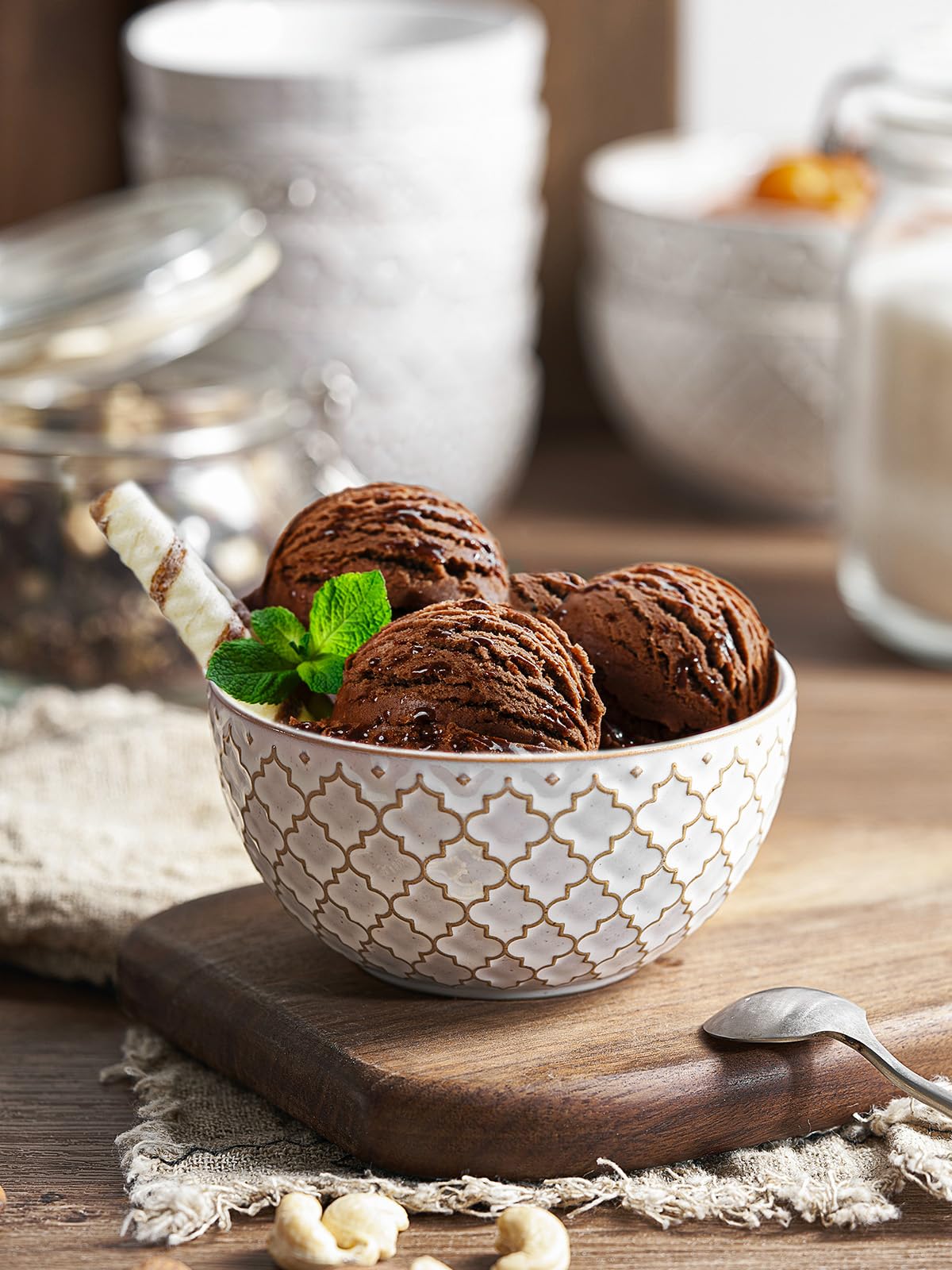 DOWAN Ice Cream Bowls 9 OZ, Small Bowls Set of 6, 4.5 Inch Ceramic Embossment Stoneware Bowl, Kitchen Decor&Housewarming Gift, White Bowls Set for Dessert, Fruits, Snack, Dishwasher & Microwave Safe