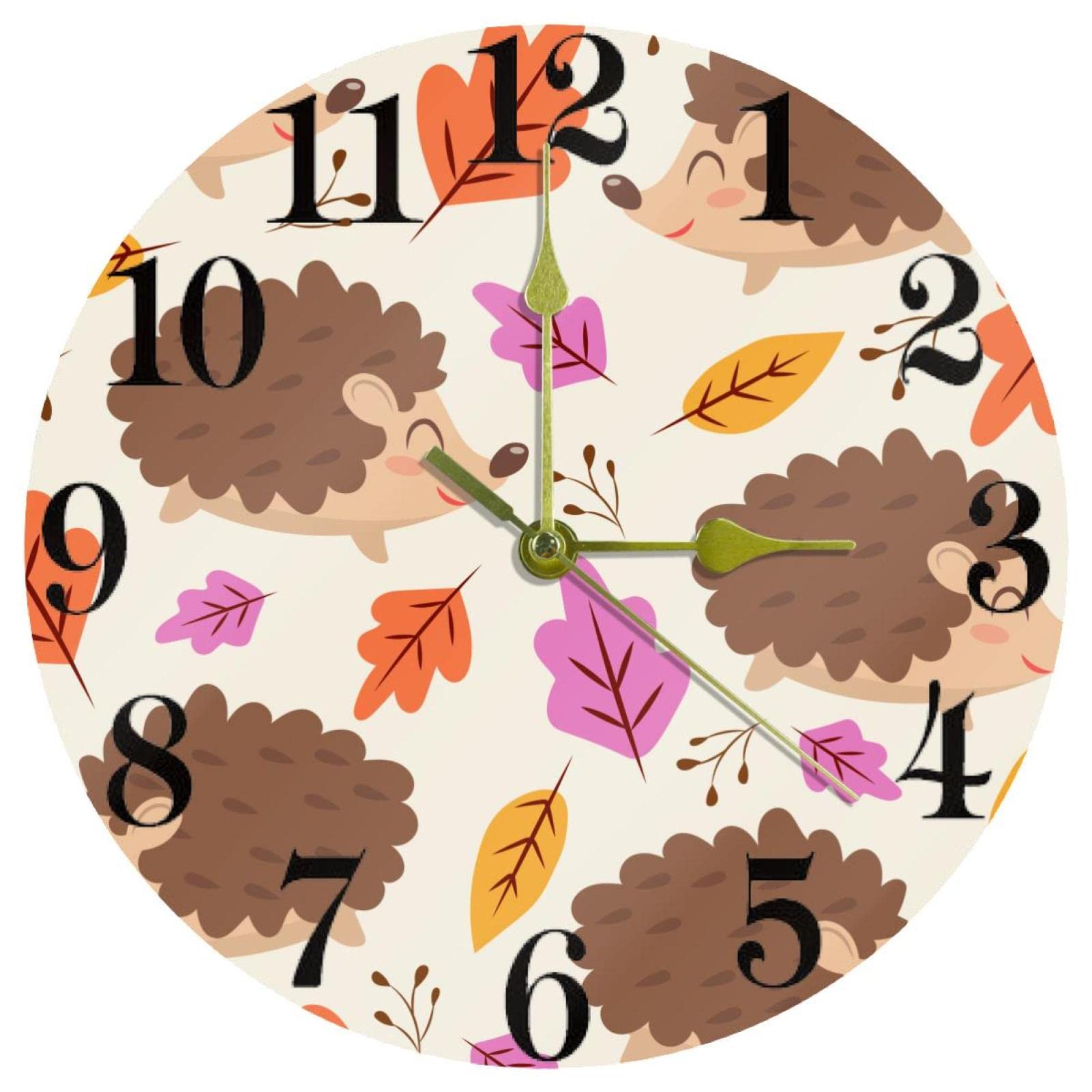 Horloge murale hérisson dessinée à la main pour décorer une chambre d'enfant