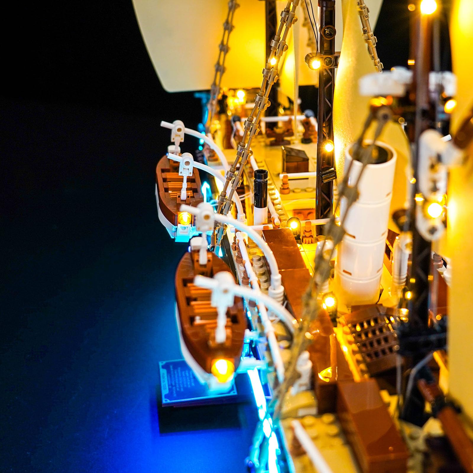 Zestaw oświetleniowy z pilotem zdalnego sterowania, kompatybilny z Lego 10335 The Endurance (nie jest to model), zestaw oświetleniowy LED, kompatybilny z Endurance, kreatywna zabawka