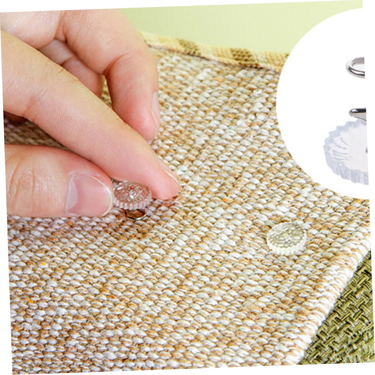 Alipis 2sets Bed Sheet Fastener Clips Spiral Upholstery Pins Bed Sheet Nails for Sliding Covers 4boxes*2