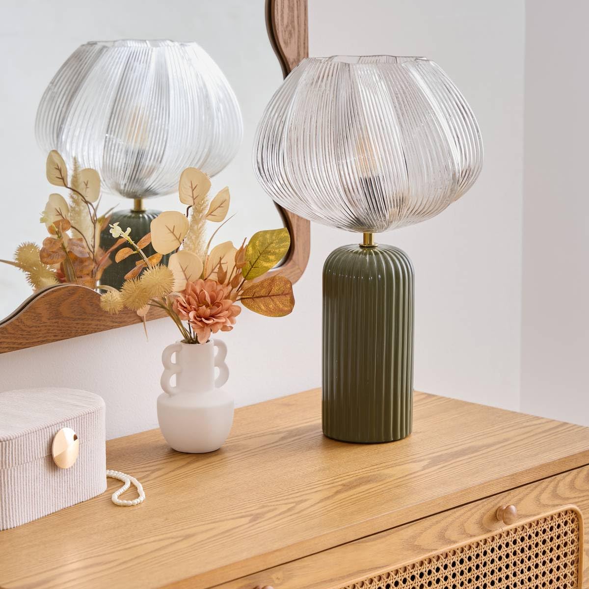 Atmosphera - Lampe à Poser Phylas Kaki – H45,5cm – Base en Céramique et Abat-jour en Verre – Ampoule Non Incluse – Éclairage Décoratif Intérieur
