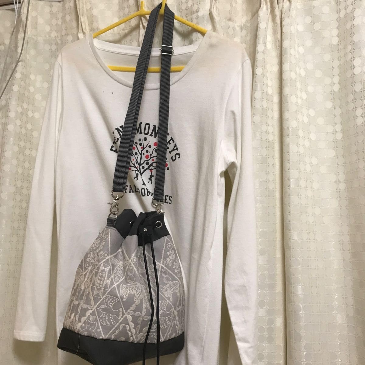 ミナペルホネン巾着 ショルダーバッグ　ハンドメイド Amazon.co.jp: ミナペルホネン ハンドメイド 巾着ショルダーバッグ