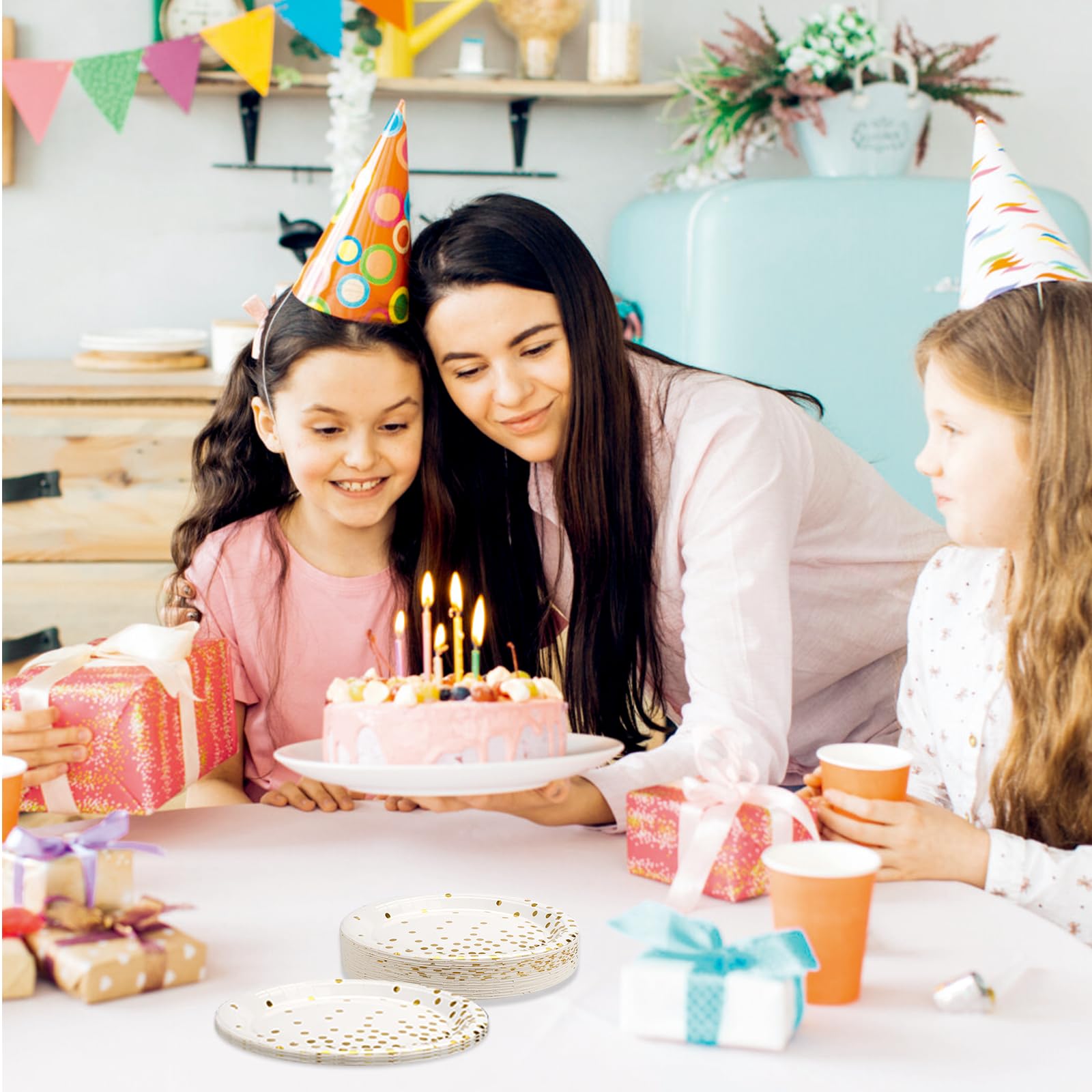 Jinsion 50 PCS Blanc Or Party Vaisselle,9 Pouces (23 Cm) Blanc Et Or