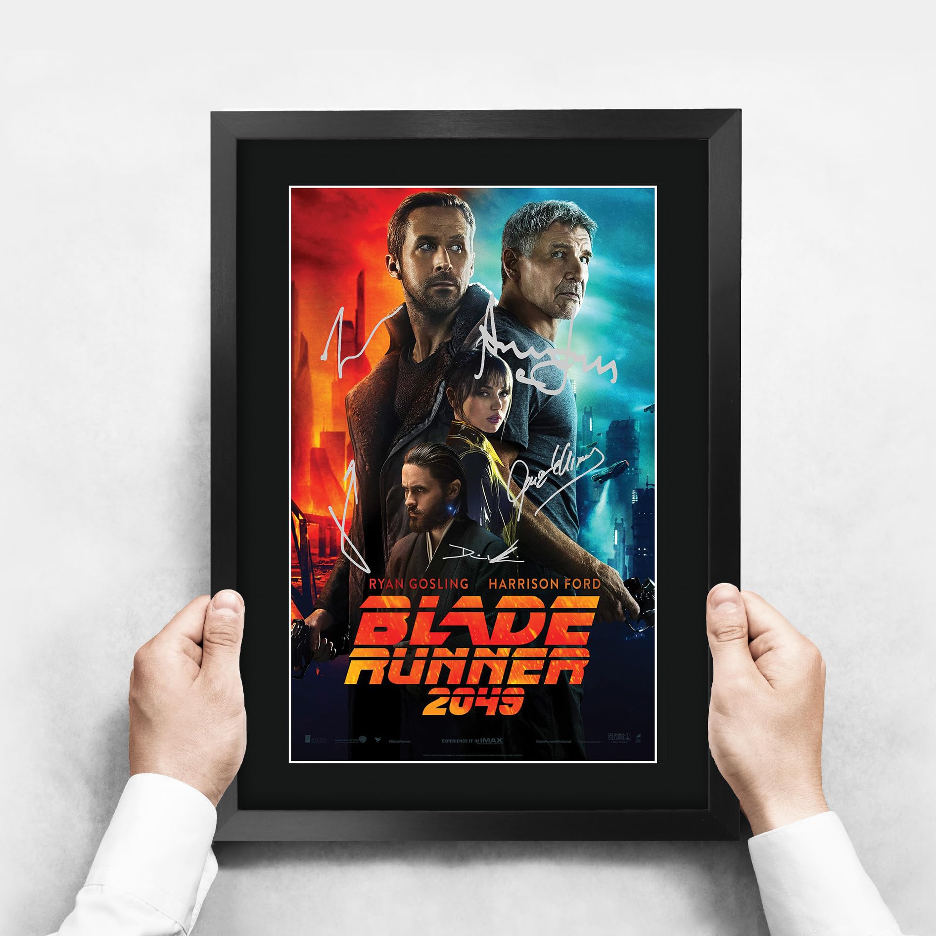 Amazon.com: HWC Trading Blade Runner 2049 Gifts Printed Signed
