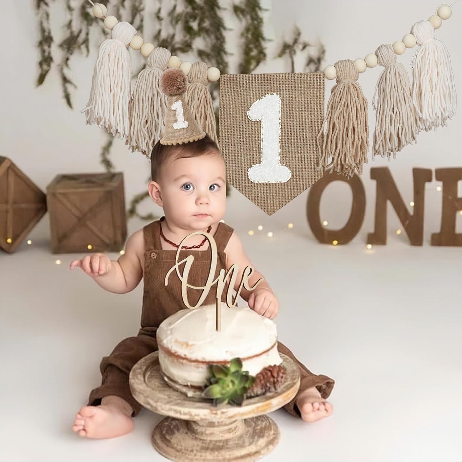 Striscione per seggiolone per primo compleanno, decorazione per primi ragazzi, cappello a cono cachi con un topper per torta sfondo fotografico (Kahaki 2)