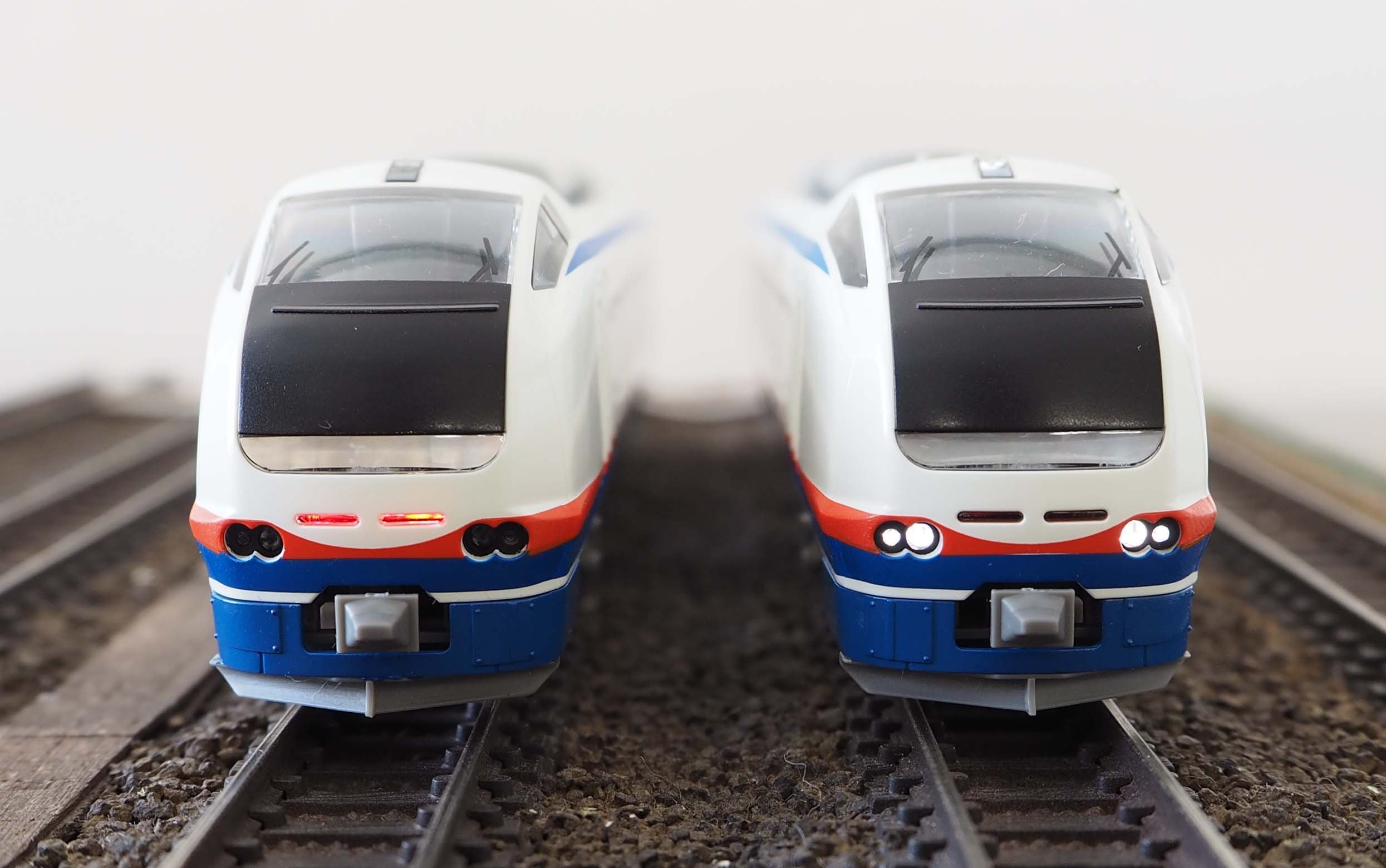 Amazon | Nゲージ 30502 E653系1100番代しらゆき4両編成セット (動力  