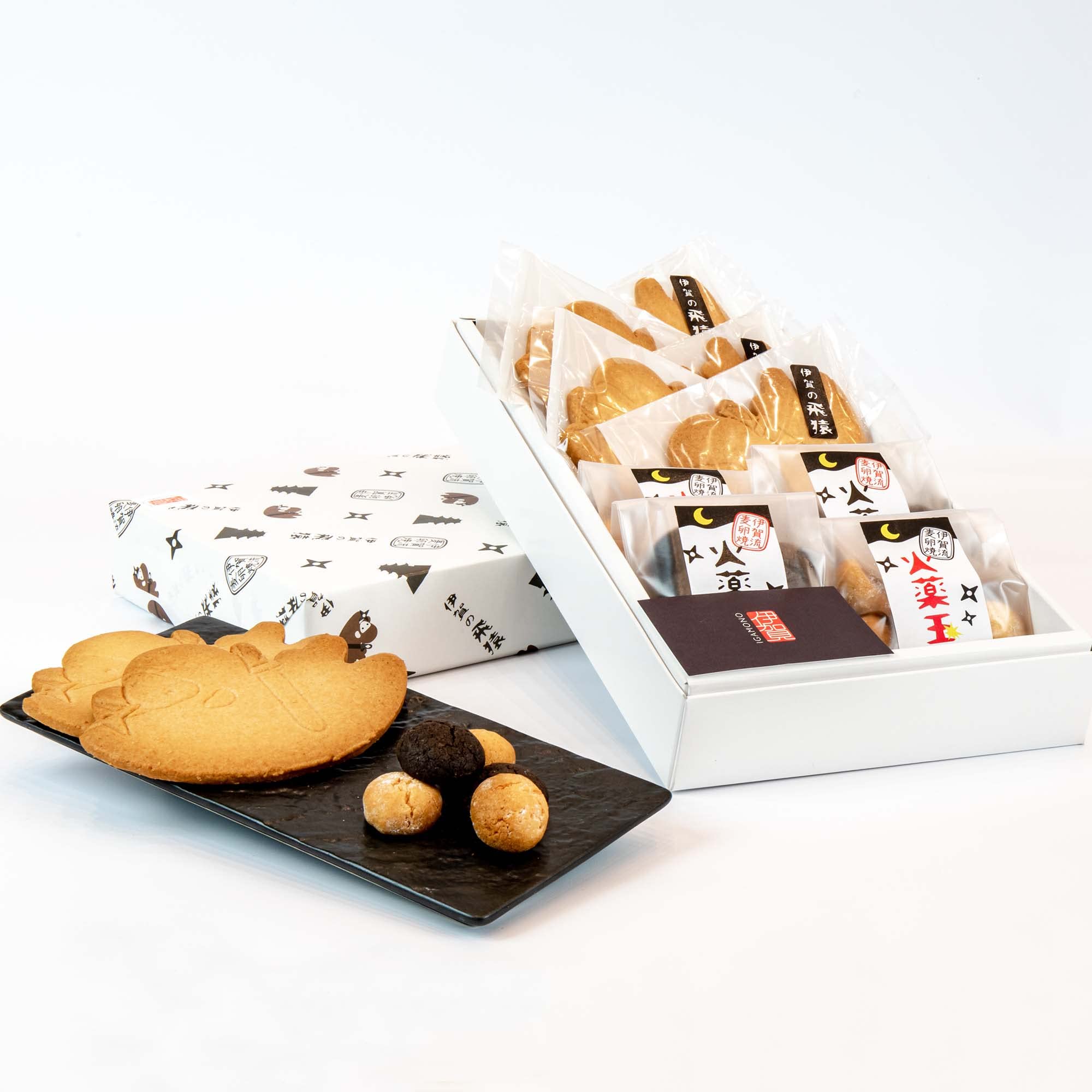 Amazon.co.jp: 伊賀の飛猿・火薬玉セット[猿の忍者サブレ5枚/クッキー