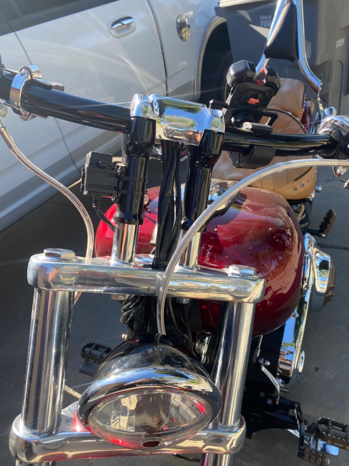 Extensión de elevadores de manubrio de 2 pulgadas de elevación de 1-1/4 pulgadas para modelos Harley Davidson Touring Softail y Dyna (negro)