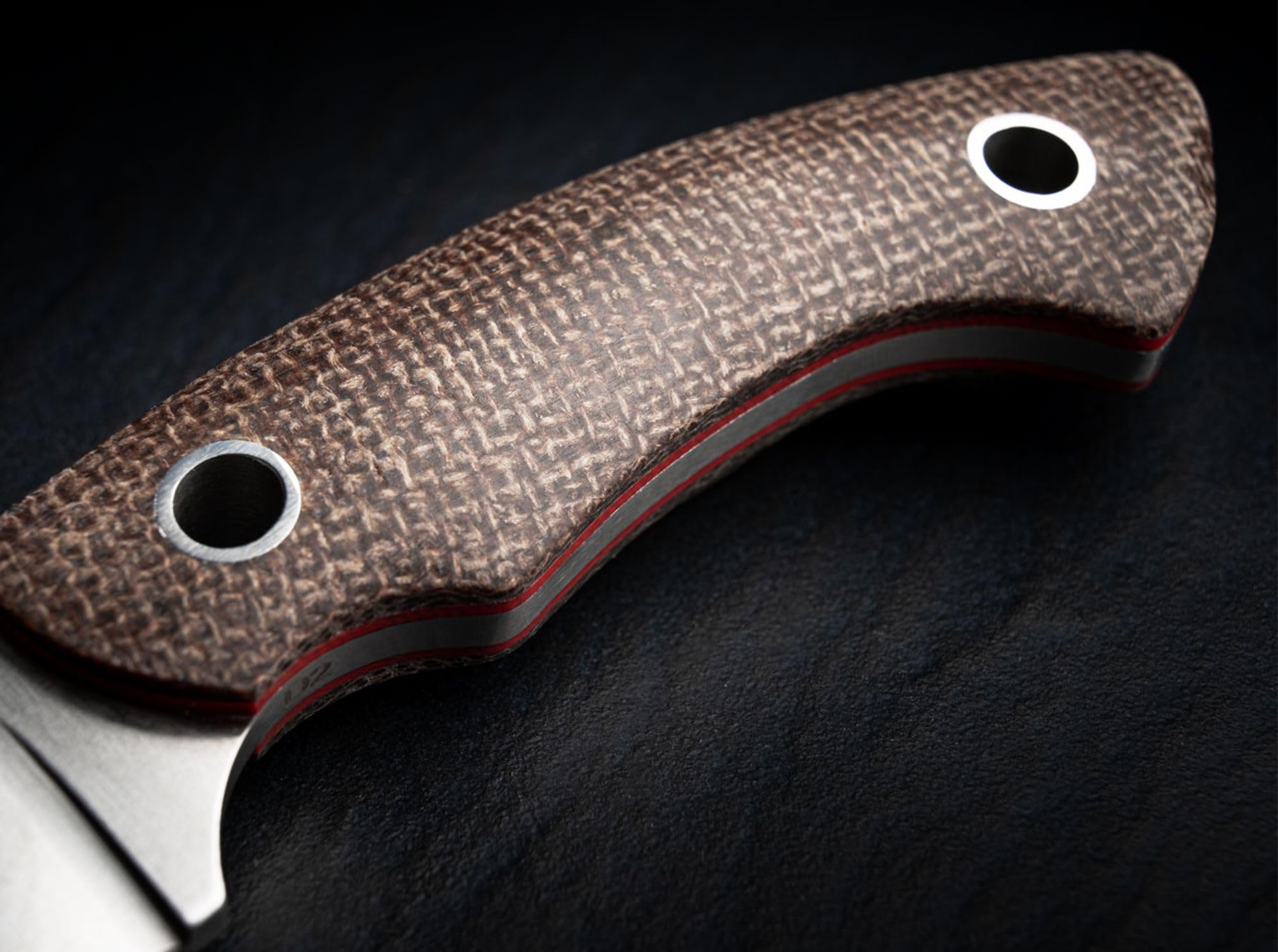 Böker Plus Nessmi Pro - Cuchillo Fijo de Acero D2 y Material Compuesto en Color marrón, 16 cm