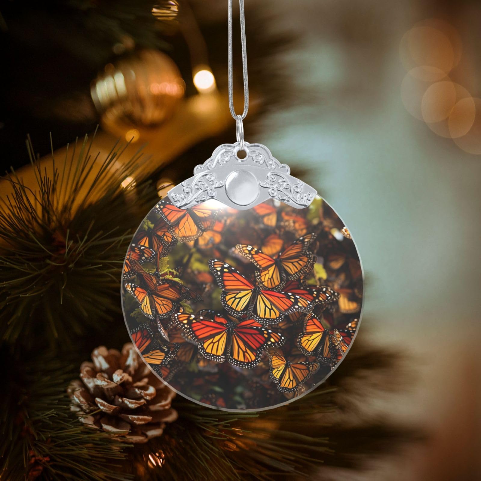 Crystal Christmas Ornaments for Christmas Tree Decoration Hanging Monarch Butterflies Ornament with Gold Ribbon Crafts Round Pendant for Keepsake Gifts Glass Xmas Decor Party Supplies