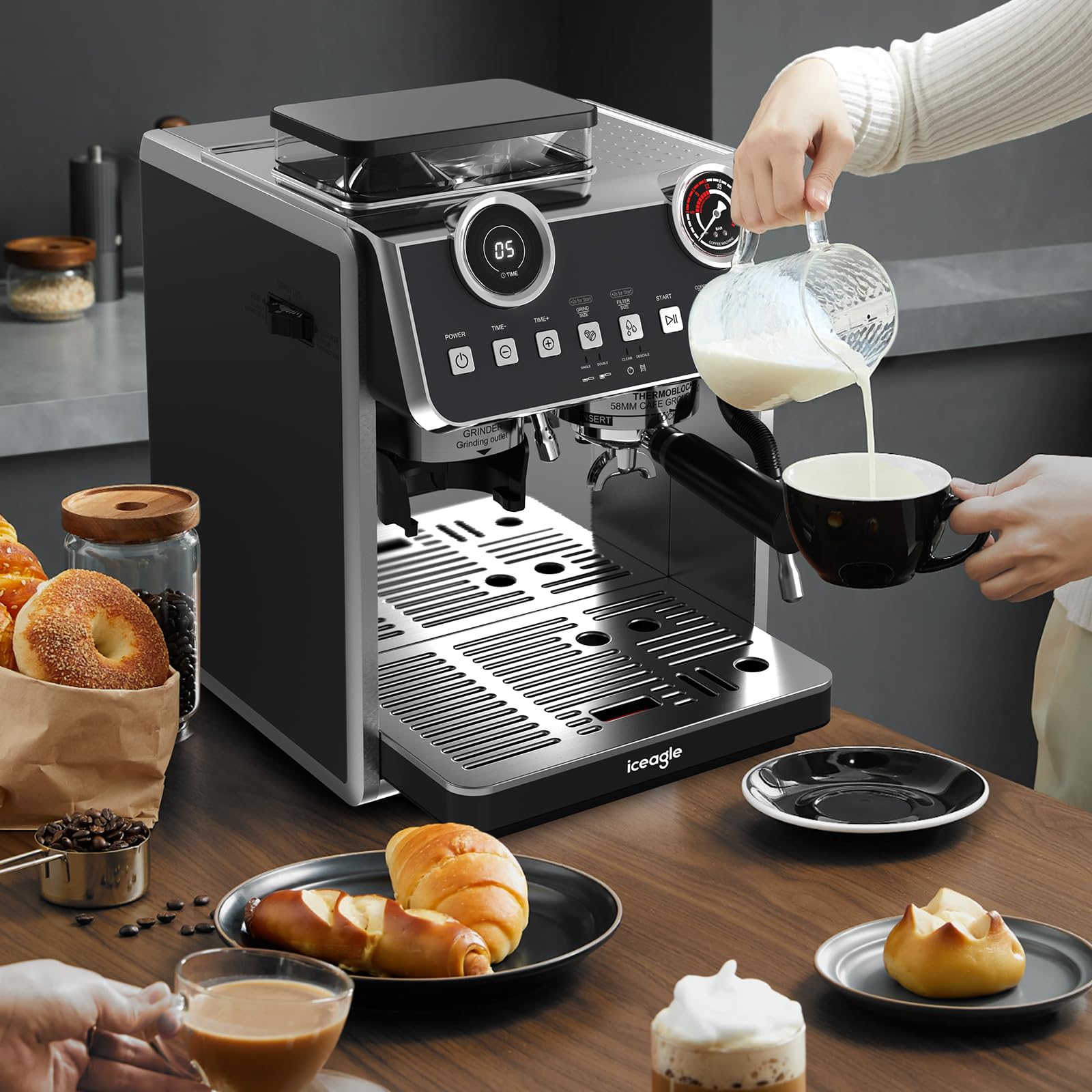 iceagle Macchina per caffè espresso EM653, 2200 W, con ugello professionale per schiumalatte, macchina da caffè con 2 sistemi di riscaldamento, pompa a pressione da 20 bar, 2,7 litri