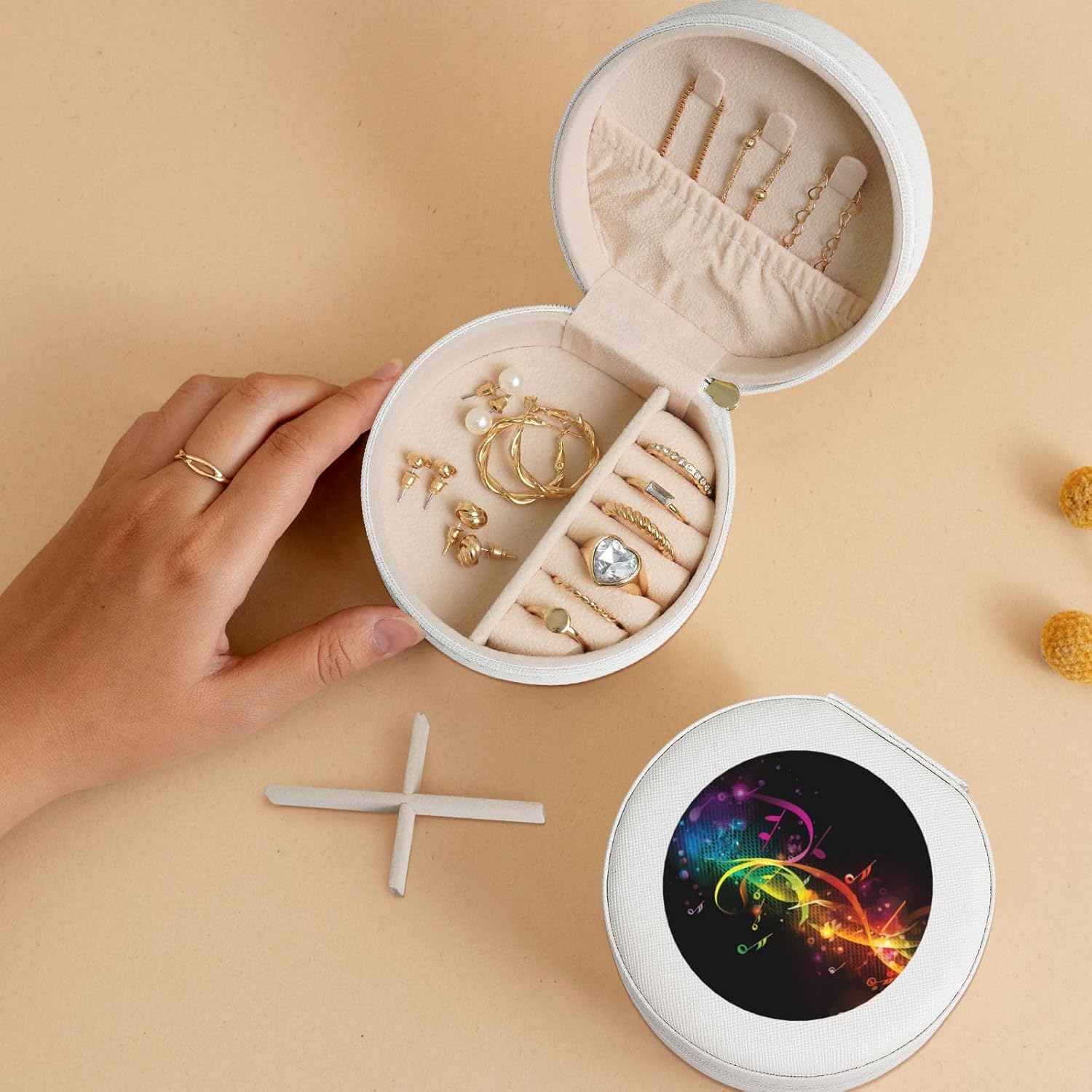 Travel Jewelry Box for Women Birthday Gifts, Colorful Music Notes Jewelry Case PU Leather Jewelry Organizer Small Round Display Storage Box for Rings Earrings Necklaces image 5