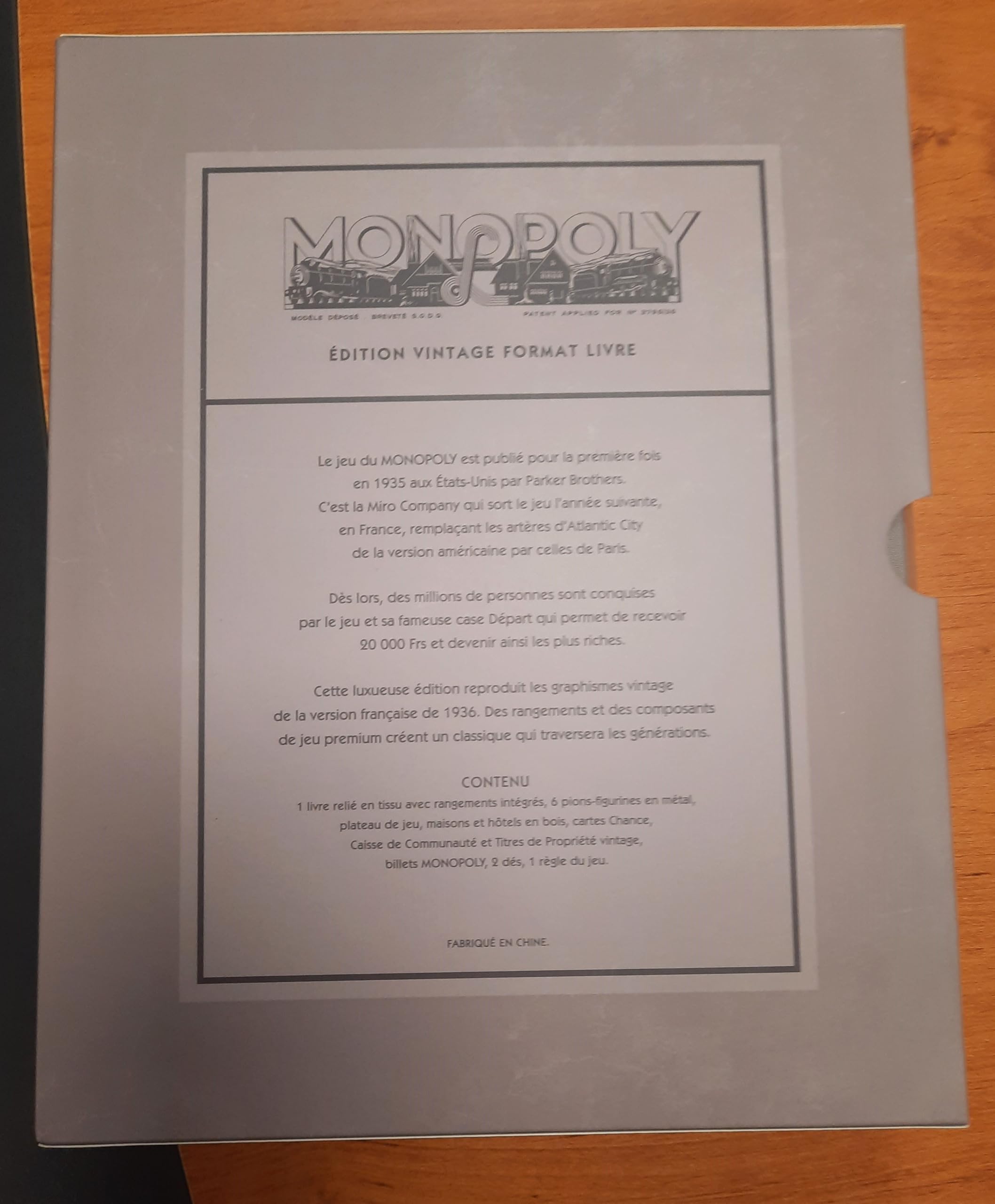 Megableu - Monopoly Édition Vintage Boite Format Livre - Jeu de Société Classique Version 1936 pour Famille & Enfants dès 8 Ans - Monopoly Collector Premium comme Un Livre - 2–6 Joueurs - en Français