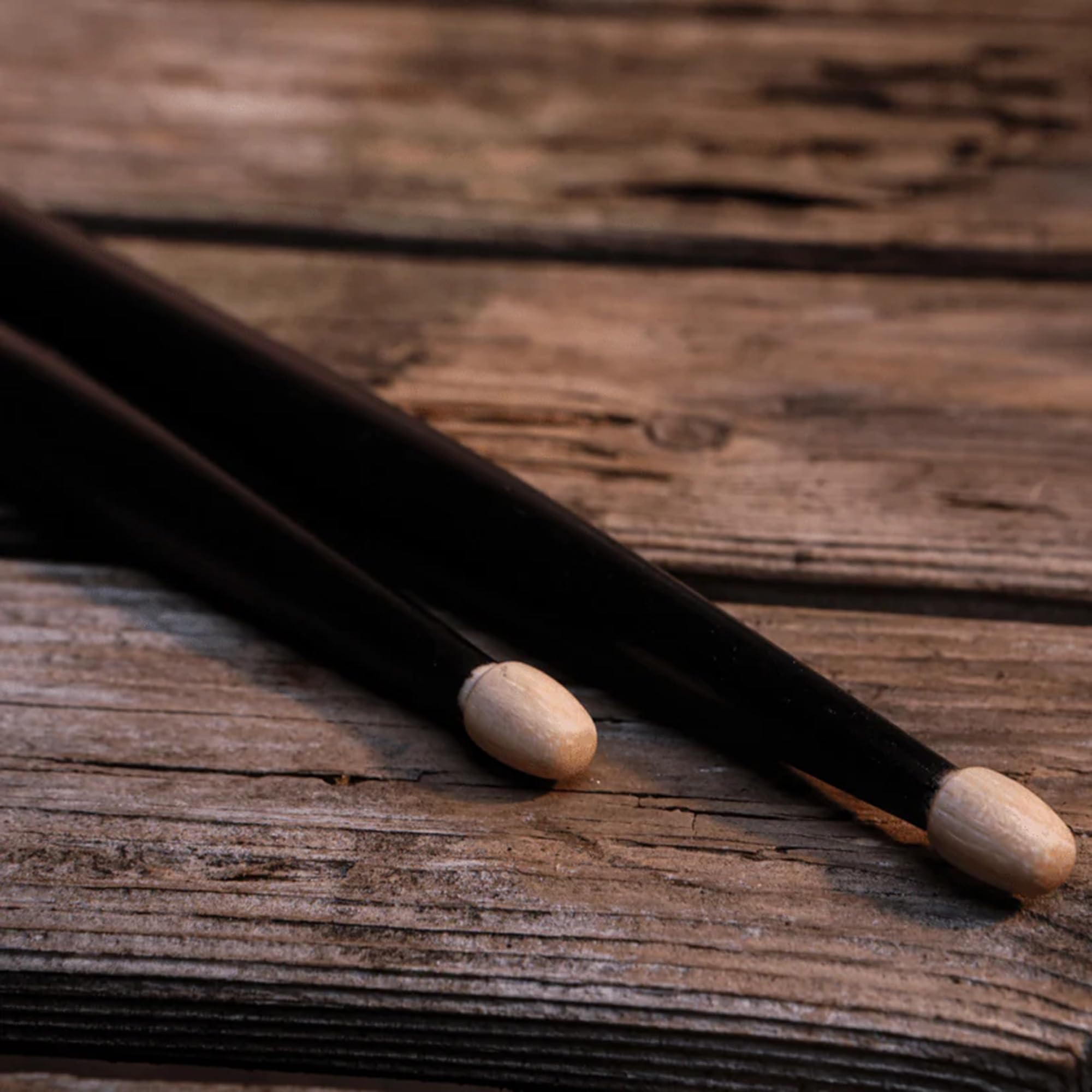 Vic Firth American Classic® Series Drumsticks - 5AB - American Hickory - Holz Tip - Schwarz - 4 Paar Value Pack