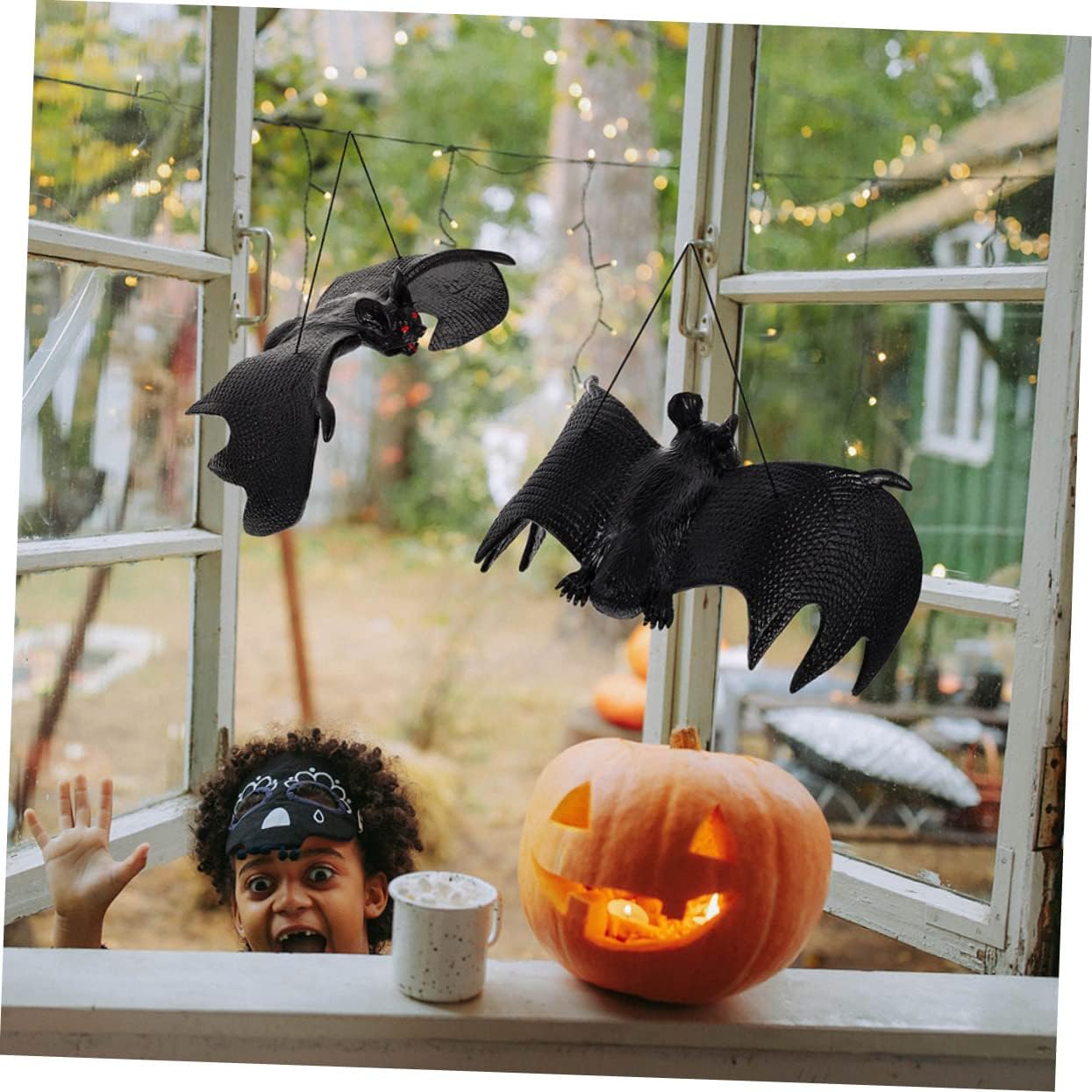 VICASKY 10pcs Realistic Halloween Hanging Bats Decor Spooky Rubber Bat Ornaments for Party Haunted House Garden Decorations