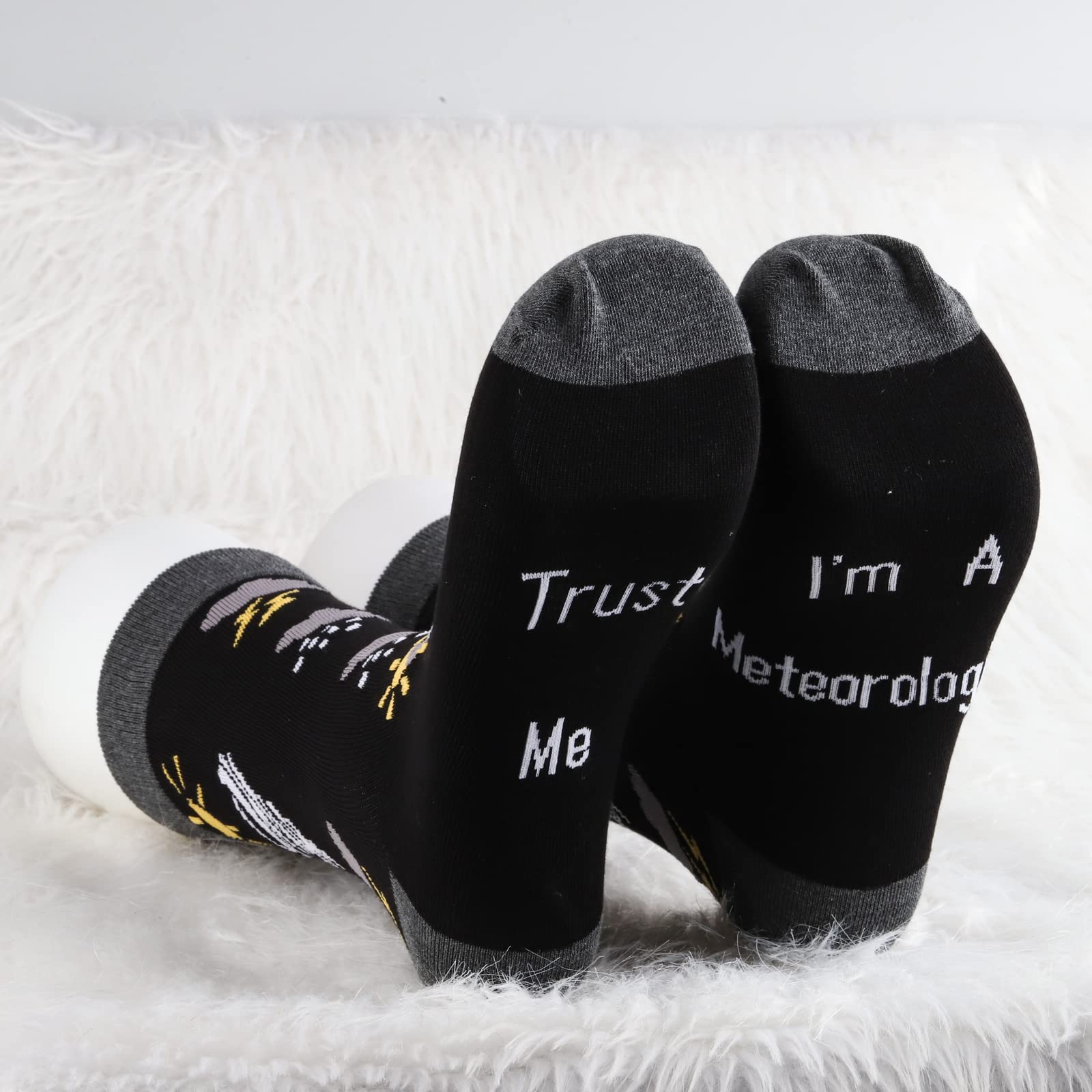 MBMSO Funny Meteorology Gifts 2 Pairs Trust Me I'm a Meteorologist Socks Gifts for Weather Lover Socks Future Weatherman Gift