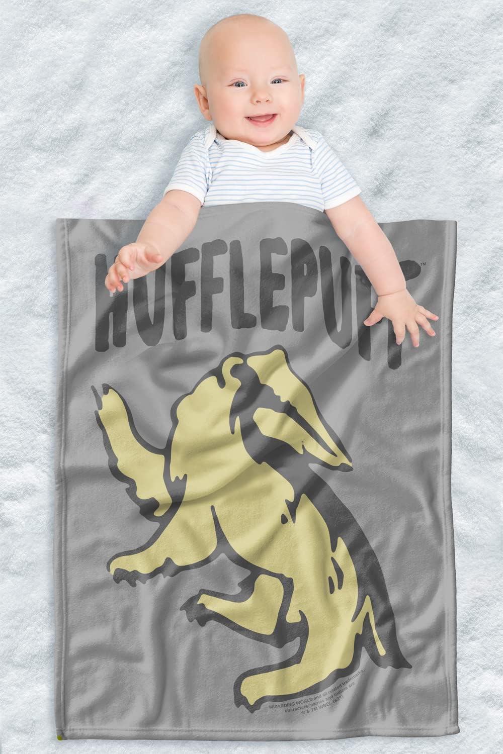 Harry Potter Lightweight Baby Blanket, 30"X40", The Hufflepuff Unisex for Infants Girls & Boys