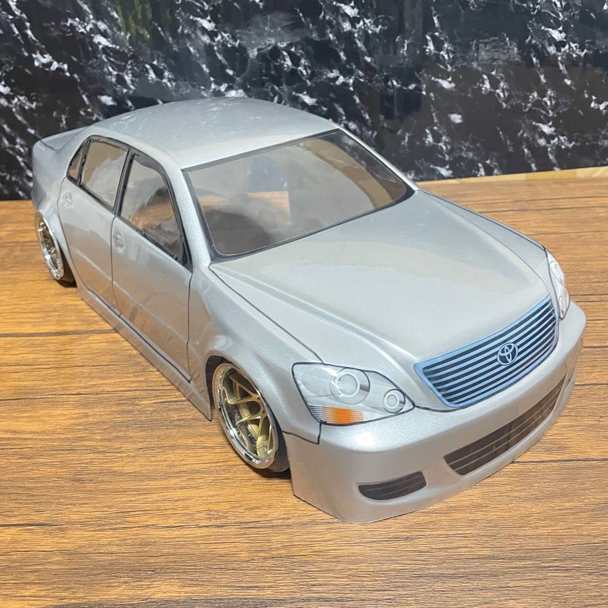 Amazon.co.jp: トヨタ セルシオ ドリフト 1 10 ラジコン ボディ