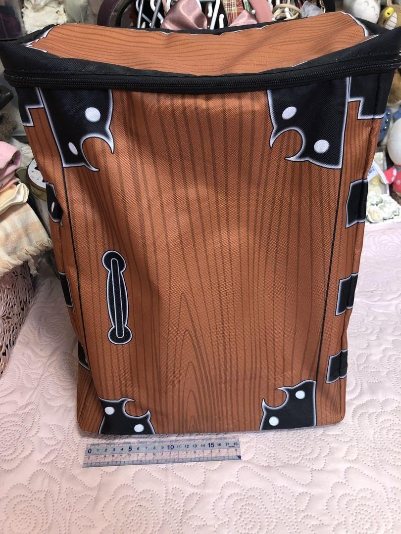 Amazon.co.jp: 鬼滅 鬼退治の木箱リュック ねずこ 炭治郎 鬼 : おもちゃ