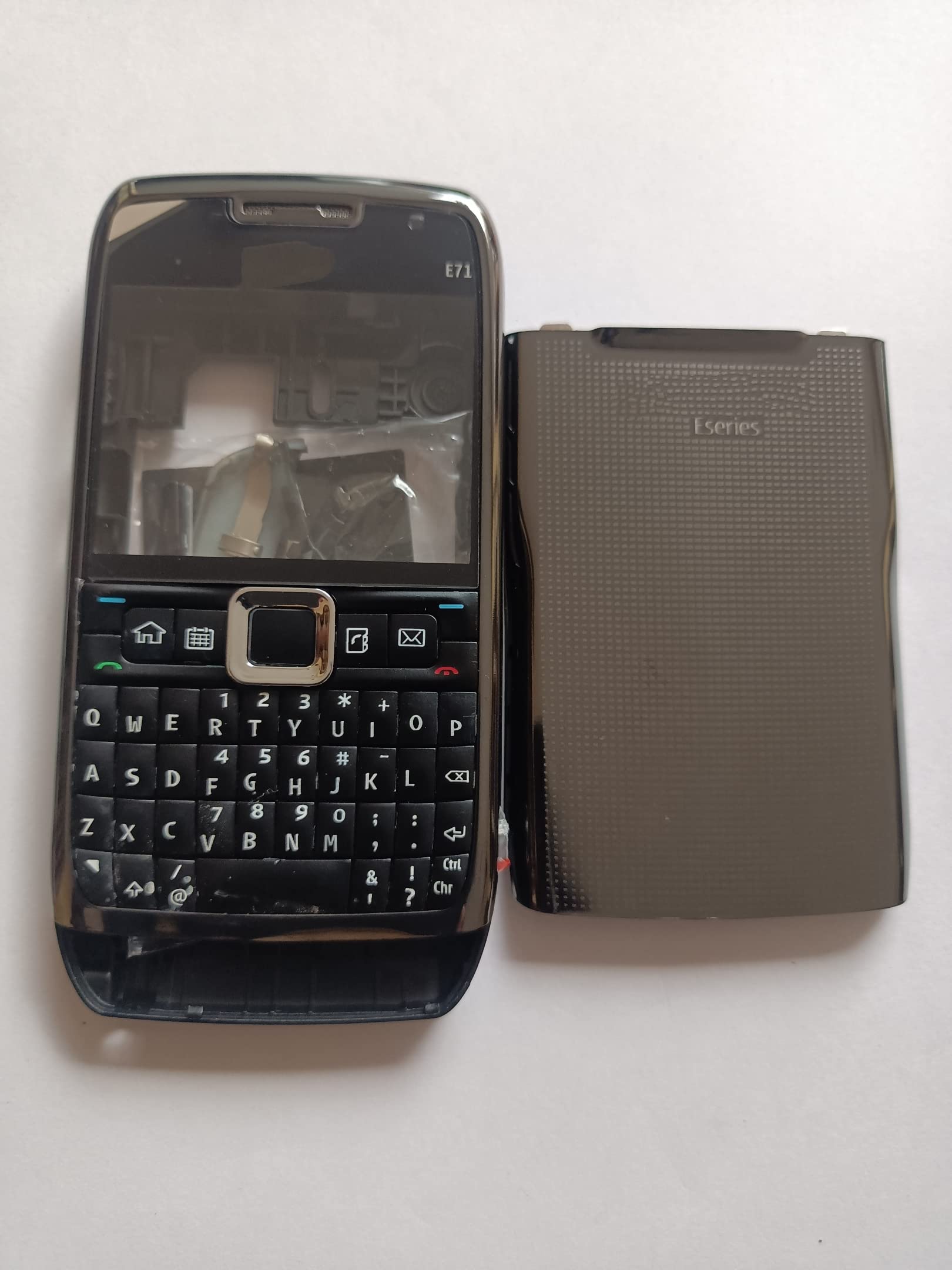 nokia E71 海外版　black steel red化 nokia E71 海外版 black steel red化 Red and Black and Seen All Over