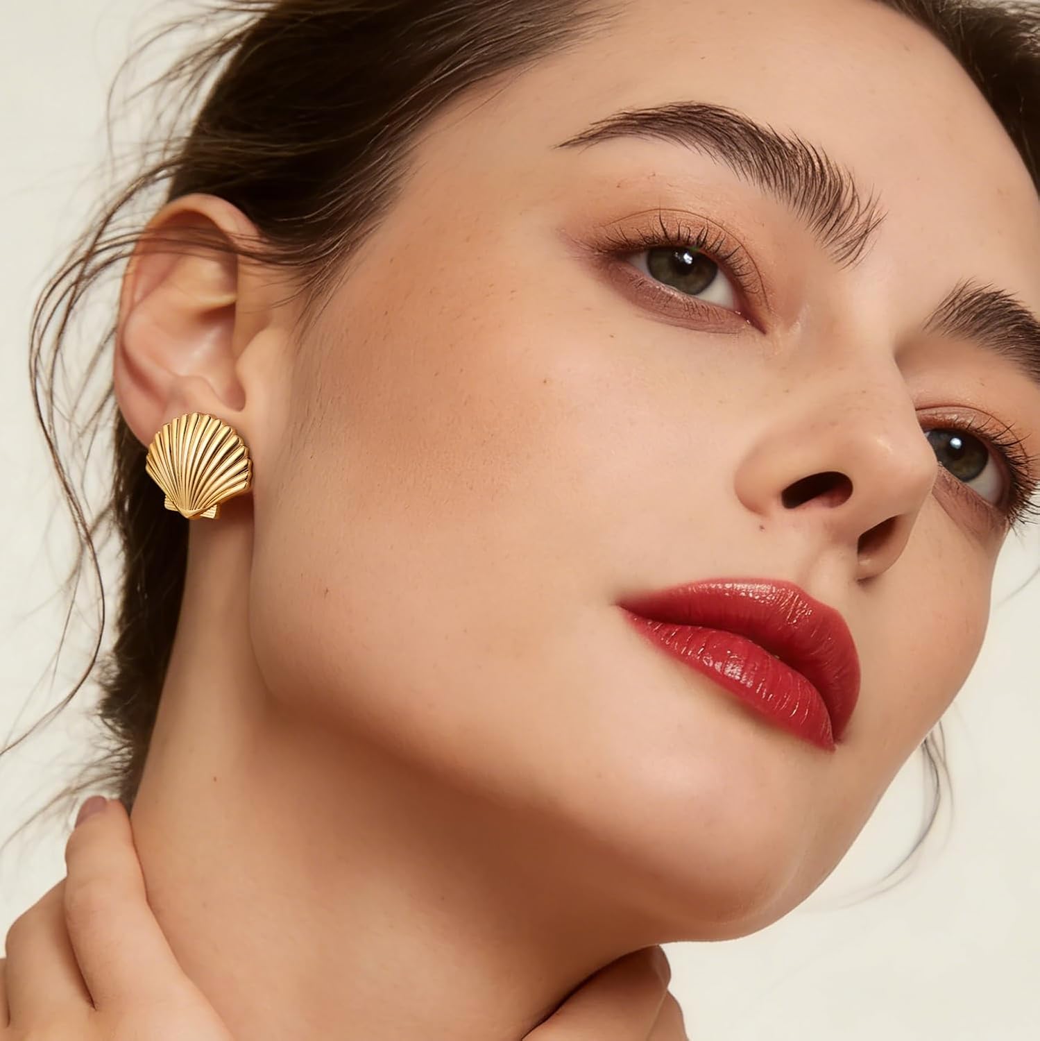 Gold Earrings for Women 14K Gold Studs Earrings for Women Stud Shell Earring for Womens Studs Realistic Shell Texture Stud Earring for Womens 23.5mm
