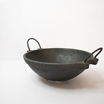 Zishta Traditional Wisdom in Practice Handcrafted Pre Seasoned Cast Iron Kadhai, Handmade Natural Cookware | Multipurpose Kadai | Medium | Black (Depth: 7.6cm, Dia: 21.6cm, Cap: 1L, 1.7 Kg)