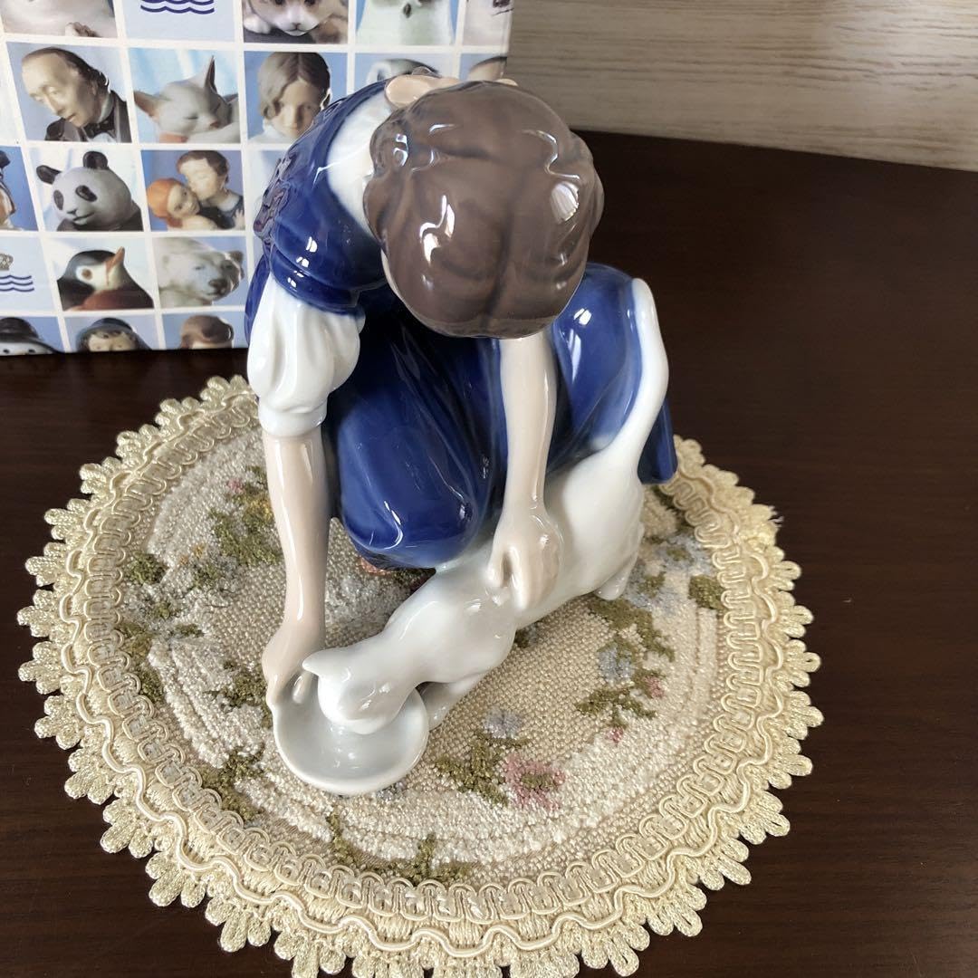 Amazon.co.jp: ロイヤルコペンハーゲン DRIKKENDE KAT 猫 置物 : Home 