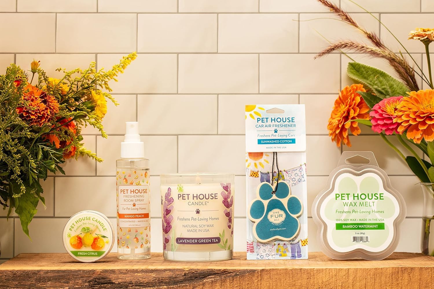 One Fur All Pet House - Velas de especias de calabaza a base de plantas/velas de soja, velas perfumadas de combustión limpia, vela de olor de mascotas de larga duración para el hogar, paquete de 4