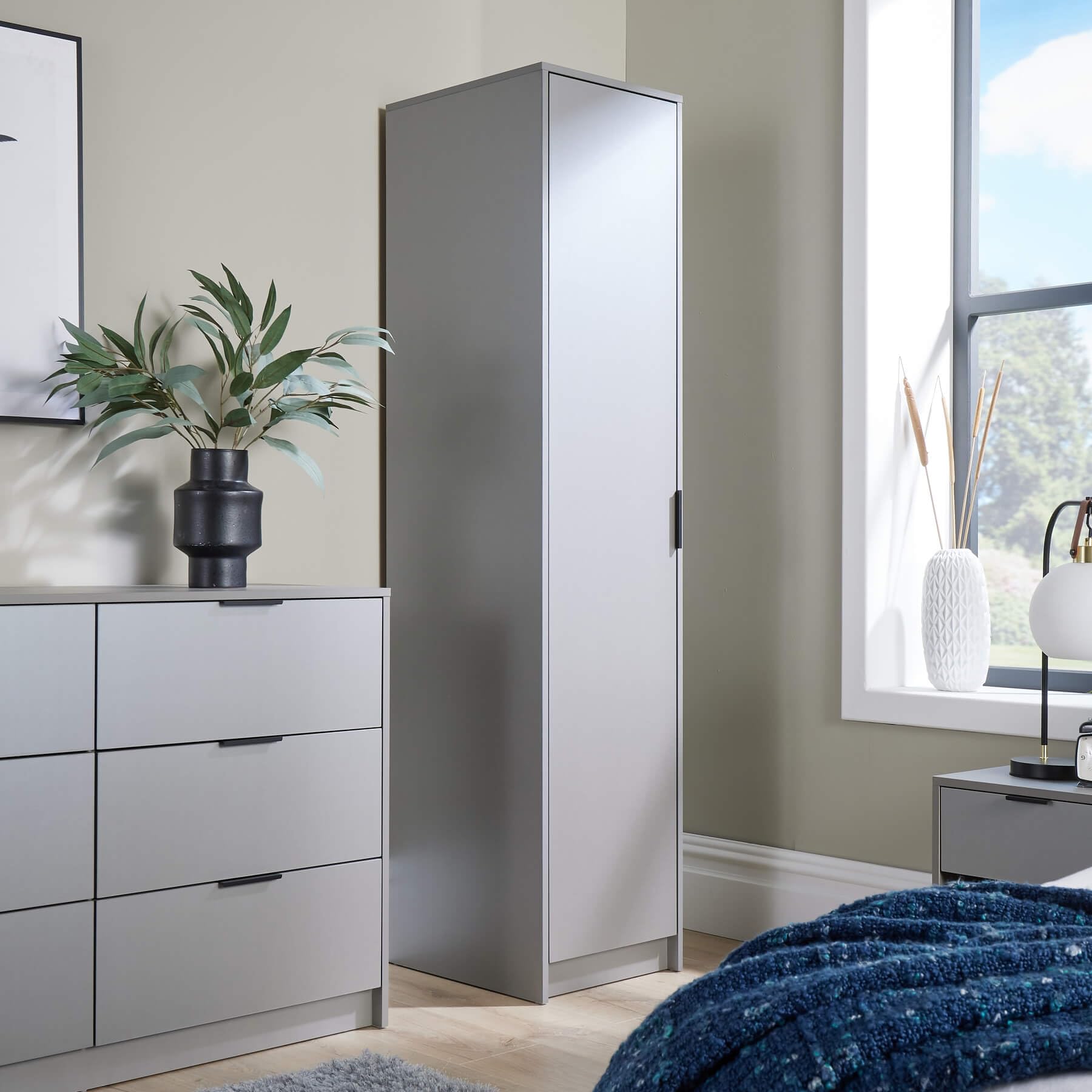 Home Source Phoenix Wardrobe with 1 Door | 180cm Tall Grey| Hanging Rail & Storage Shelf | Contemporary Bedroom Furniture | 40D x 48W x 180H cm