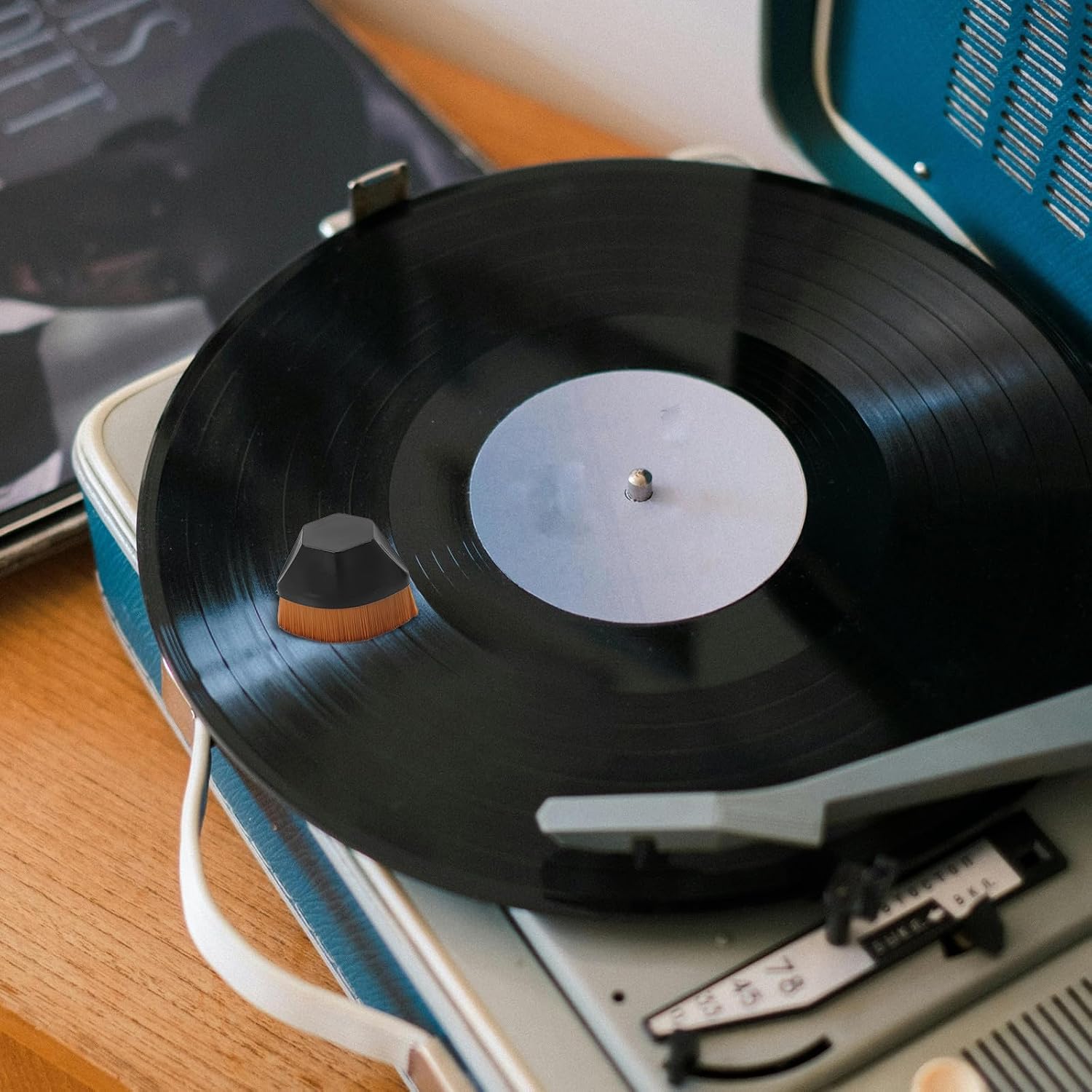 1 Set Waterproof Vinyl Record Label Saver - Disc Cleaning Clamp Protector with Short Bristle Cleaner Brush for Record Player and Album Maintenance