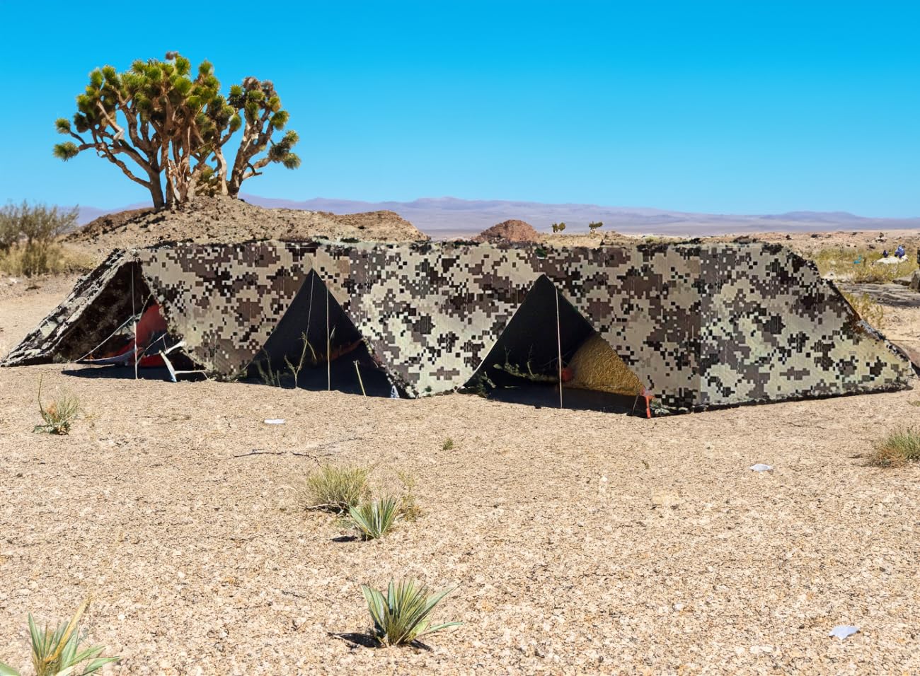 5' X 7' Desert Digital Camouflage Poly Tarp 8 Mil (Finished Size 4'.6 X 6'.6)