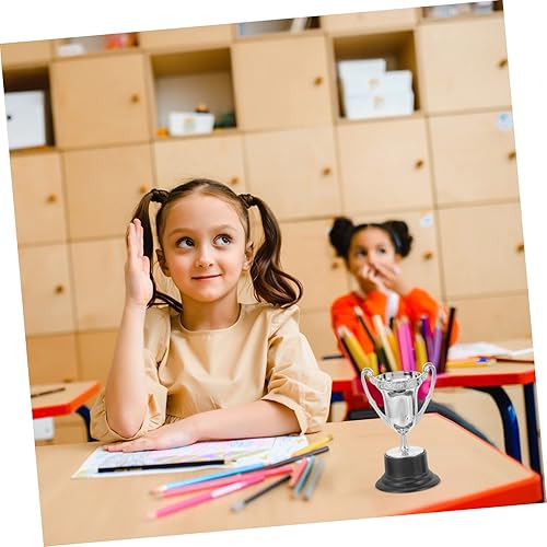 Miniatura 6 de EXCEART 10 trofeos de trofeos para adultos, disfraz de baloncesto, trofeos de fútbol, trofeos de premio, juguetes a granel para niños, trofeos para