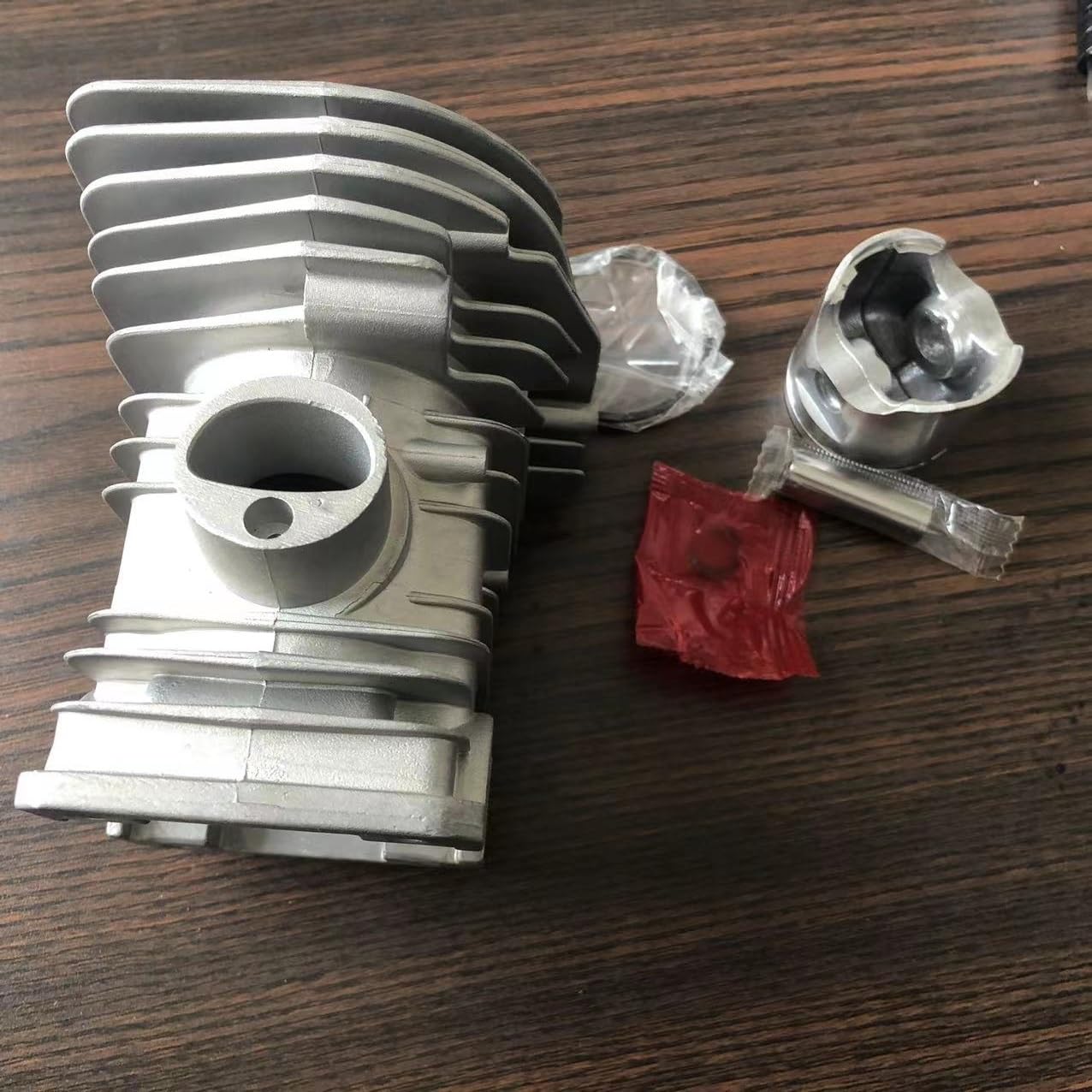 Pizgear 40 Mm Nikasil-Zylinderkolbensatz Für Husqvarna 340/345/350 & Jonsered CS 2141/2145/2150 – Inkl. Kolbenringen & Zündkerze